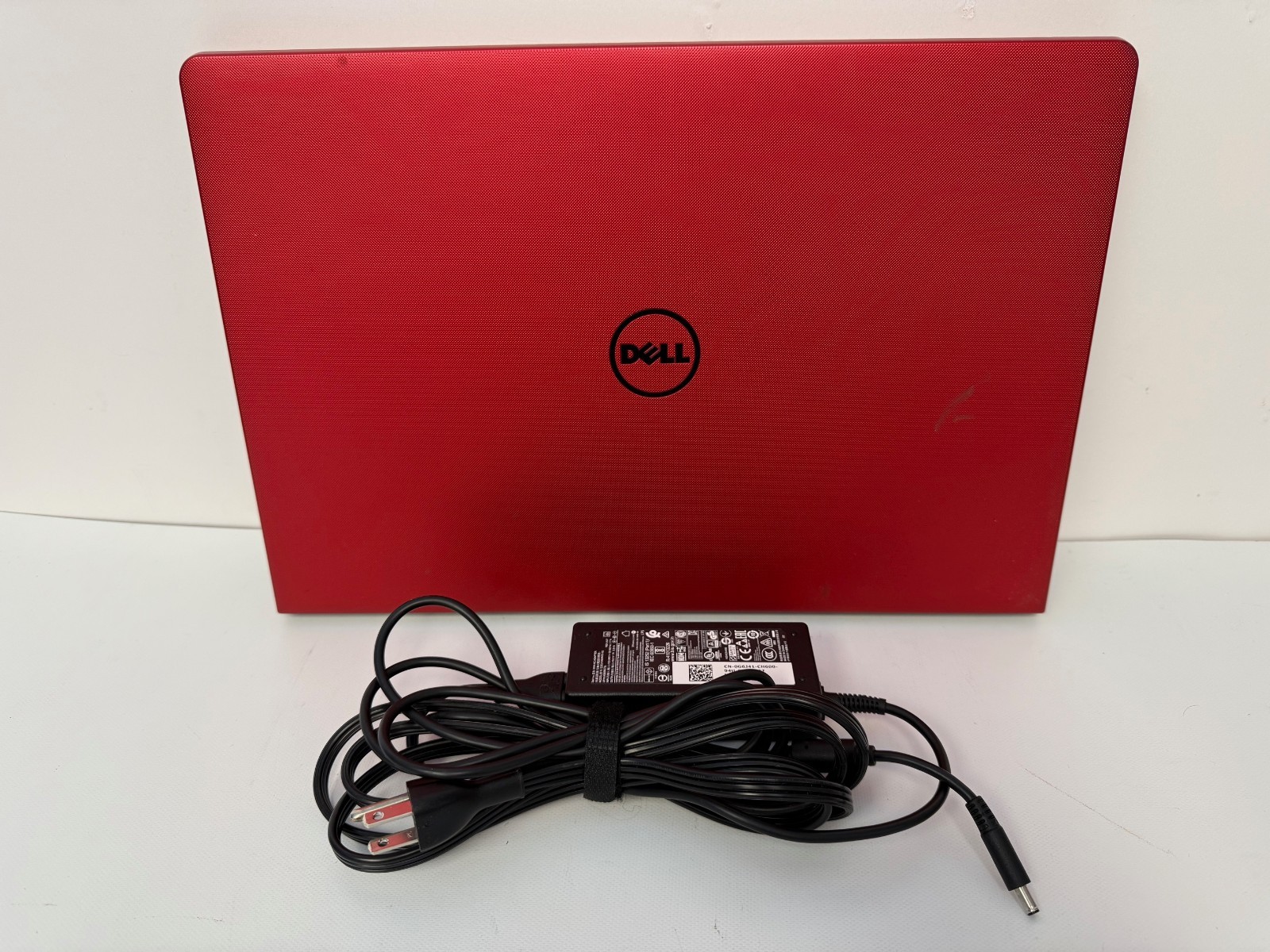 DELL INSPIRON 5555 LAPTOP 15.6″ LCD AMD A4-7210 1.80GHZ 8GB RAM 500GB HD *AS-IS*