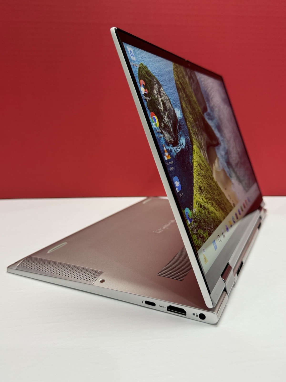 Dell Inspiron 7306 2-in-1 13.3″ Touch Core i5-1135G7 2.40GHZ 8GB RAM 512GB SSD
