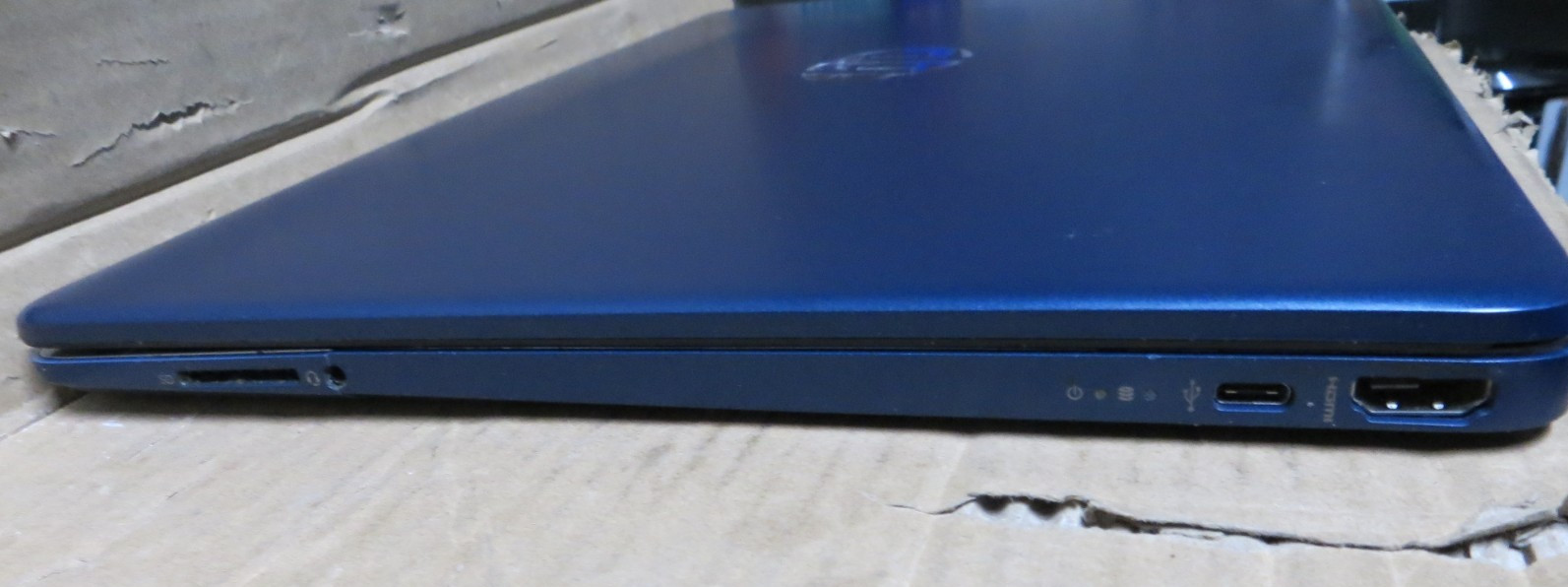 HP 15-EF2126WM 15.6″ Ryzen 5 5500U No Power for Parts or Repair