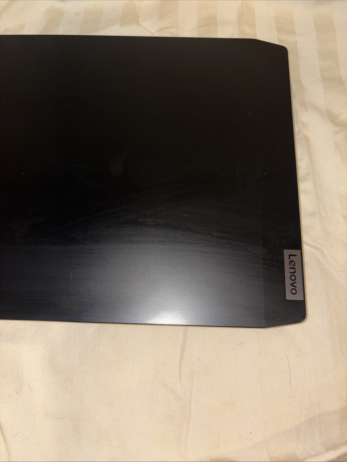 15.6″ Lenovo Ideapad Gaming 3 81Y4- i5-10300H 2.50 Ghz, 8 GB, 500 GB, Win 11 H