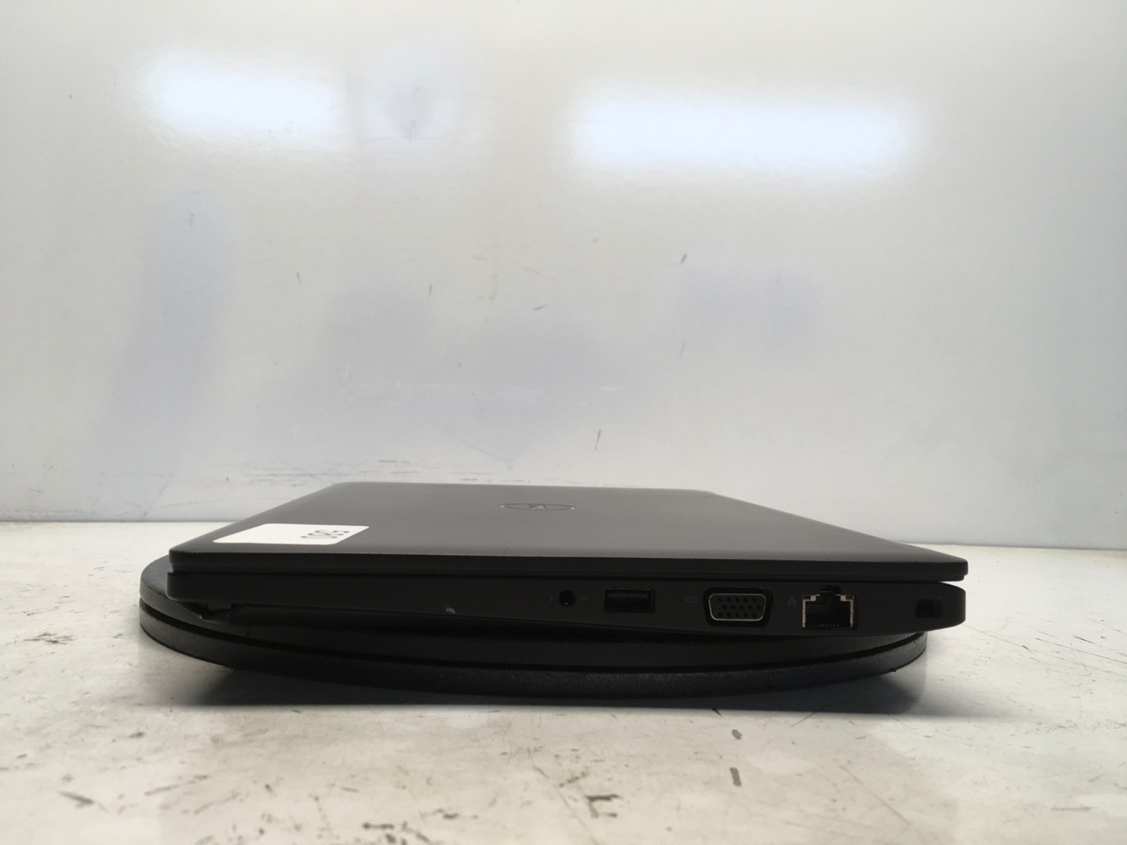 Dell Latitude 5280 Intel i5-7300U 2.6GHz 4 GB NO HDD NO BAT READ