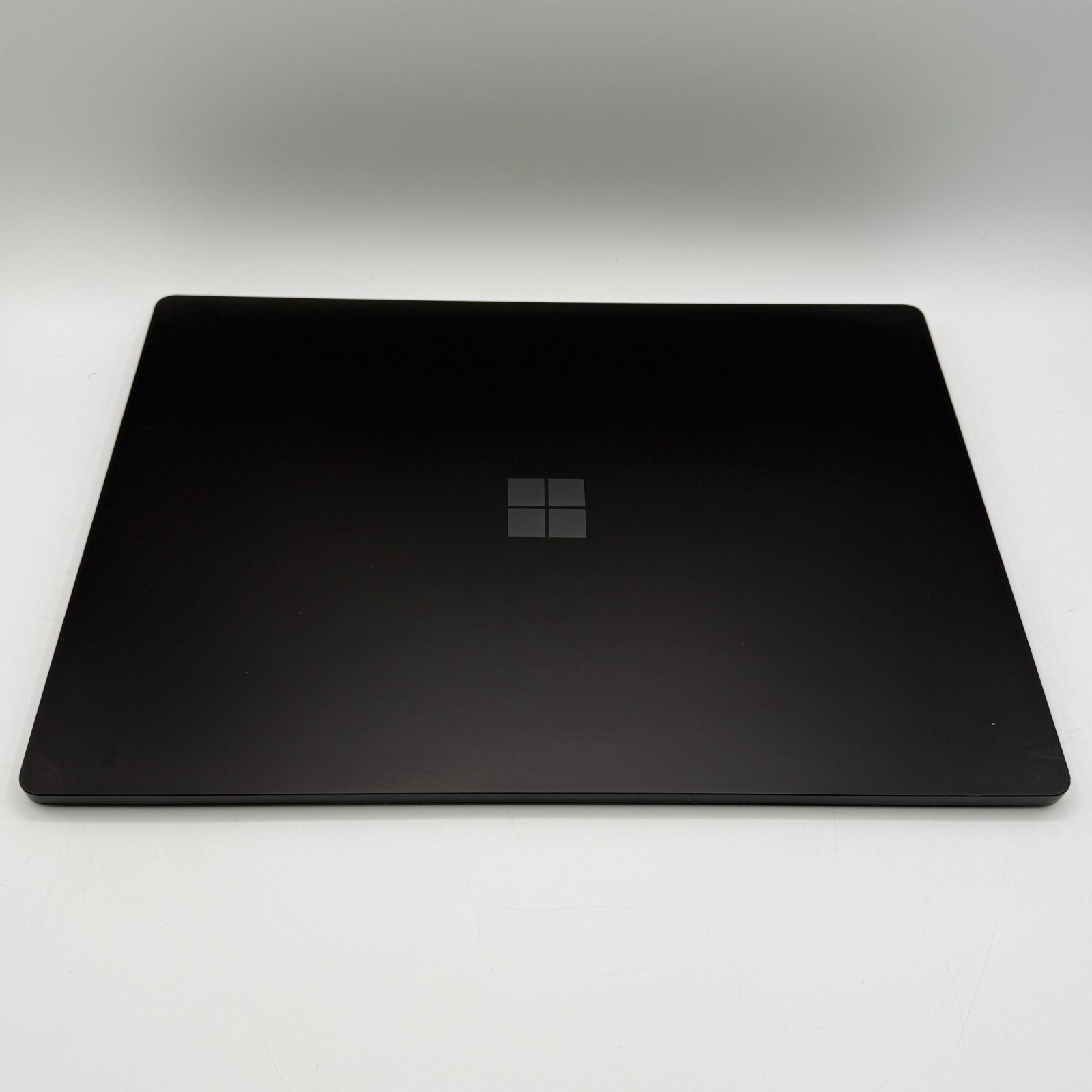 Microsoft Surface Laptop 3 1873 15″ Ryzen 5 Edition 2.1GHz 8GB RAM 256GB SSD Blk