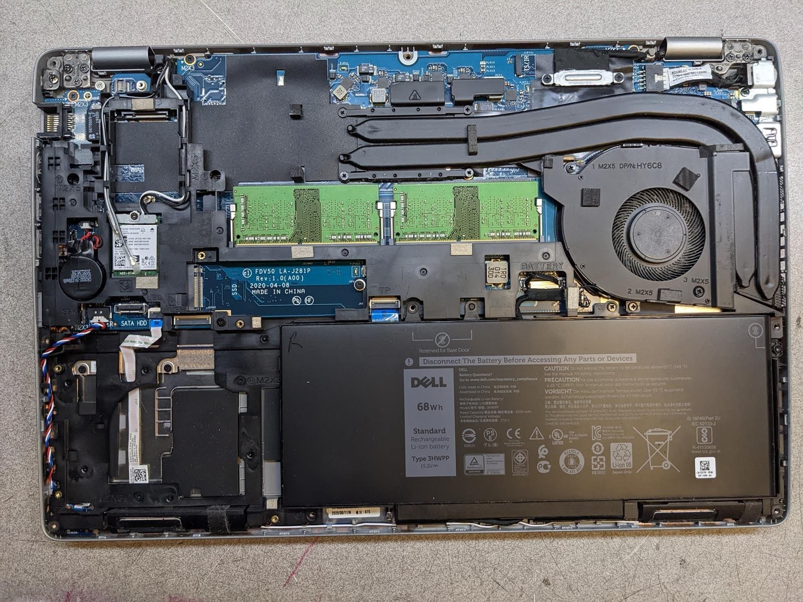 DELL LATITUDE 5511 i7-10850H @ 2.70 GHz, 8GB RAM, NO HDD/OS