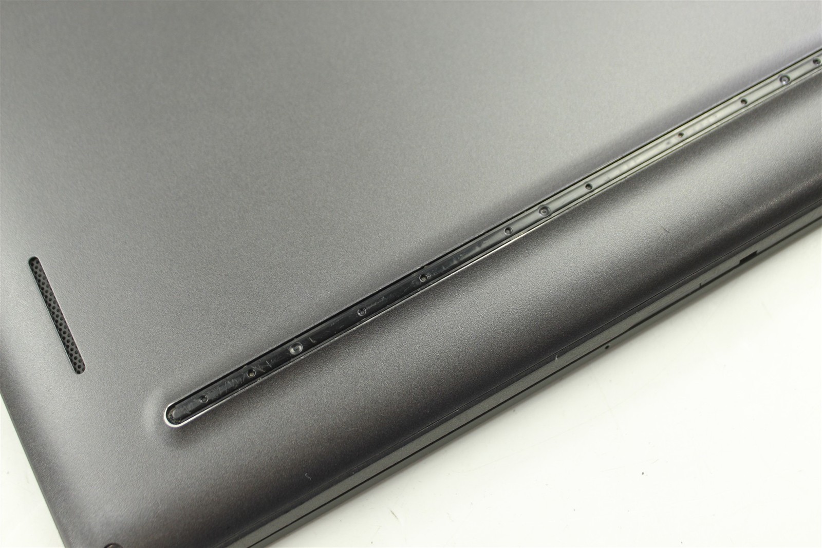 Dell Latitude 7330 13.3″ FHD i7-1265U 1.8GHz 512GB SSD 16GB RAM W11P