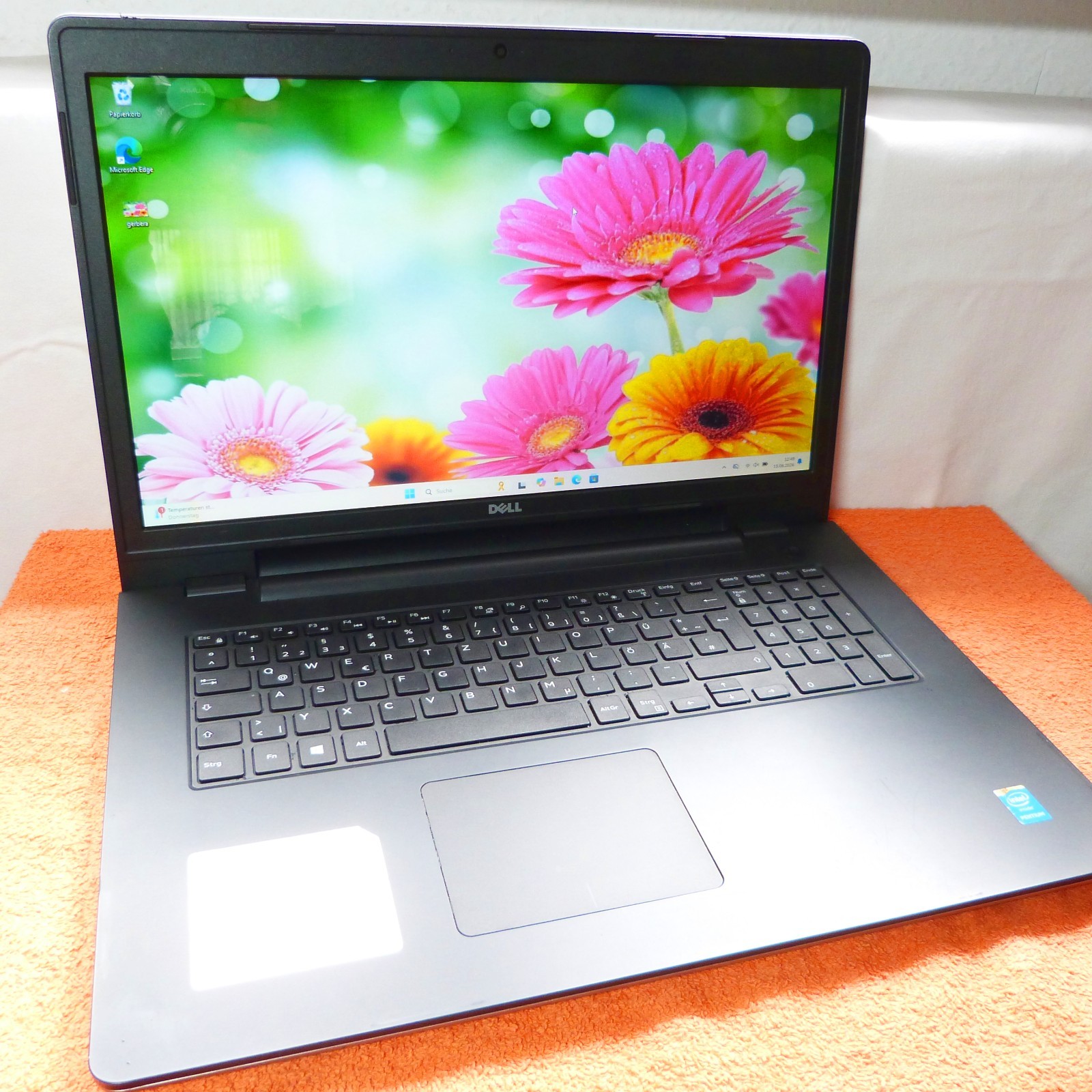 Dell 5748 METAL 17″ PREMIUM l SSD Windows 11 l MaxxAudio PROSound HDMI USB3