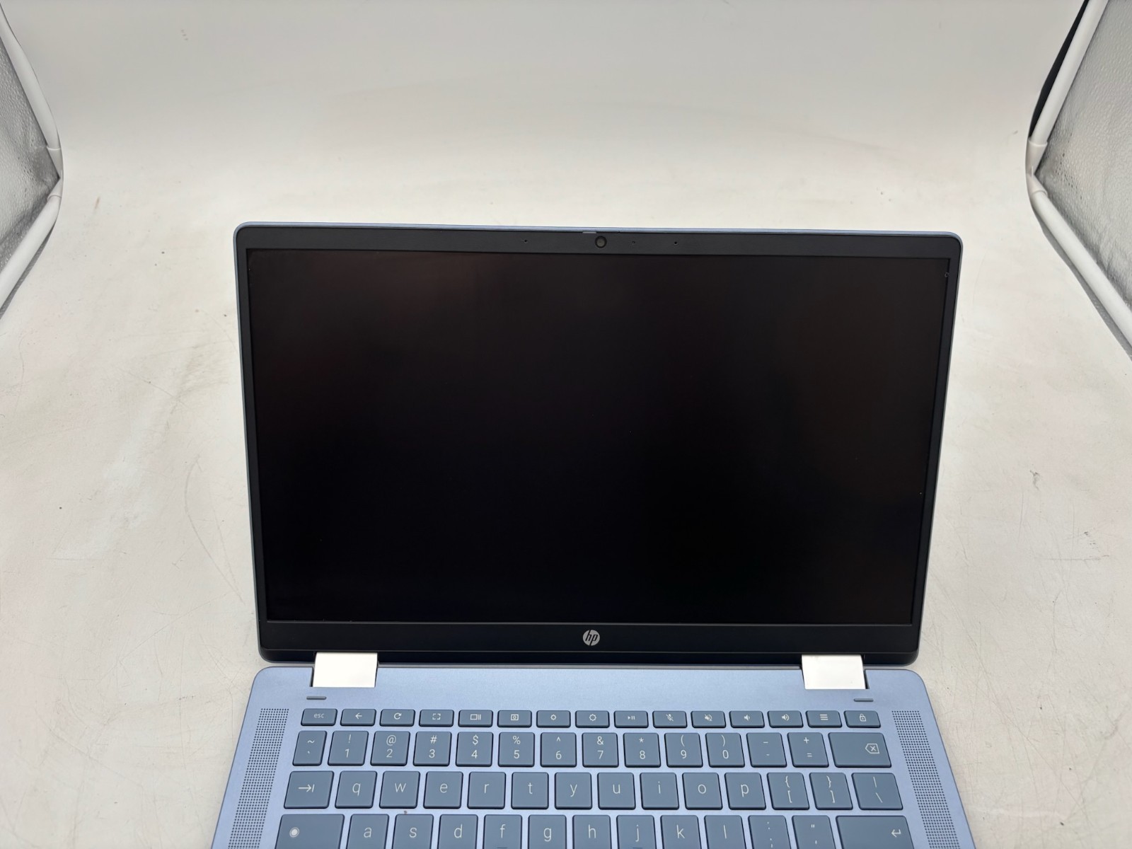 HP Chromebook x360 14b-cd0130wm 14″ 64 GB eMMC 4 GB RAM Intel N100 ChromeOS