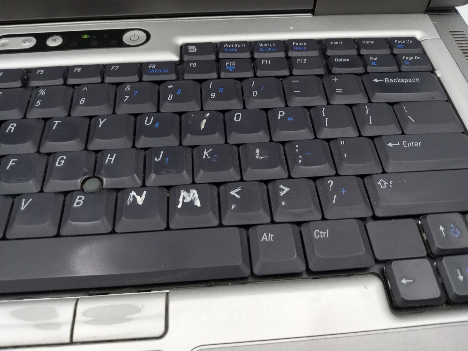 Dell Latitude D810 Intel Pentium 2GB RAM 30GB HDD Windows XP – READ -RR