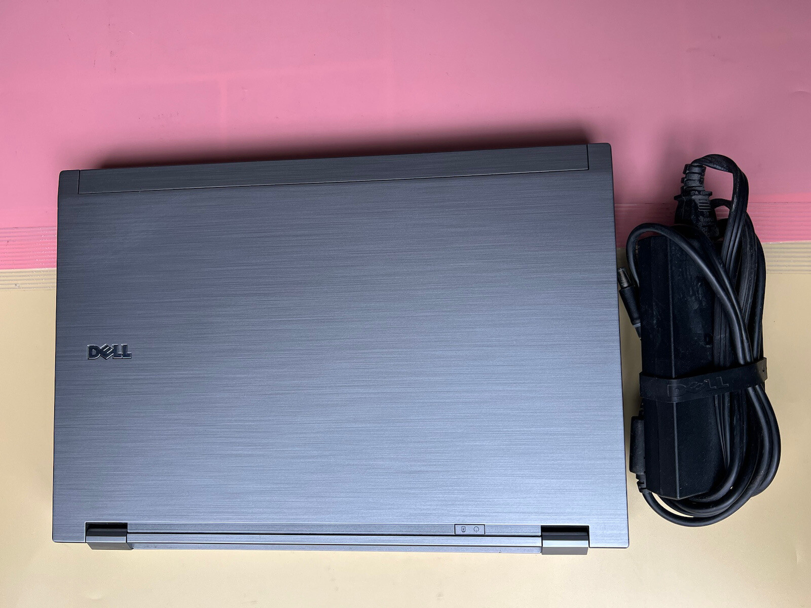 Dell Latitude E6510 Core i5 M560 4GB RAM 500GB HDD NVIDIA BLUETOOTH 1600×900