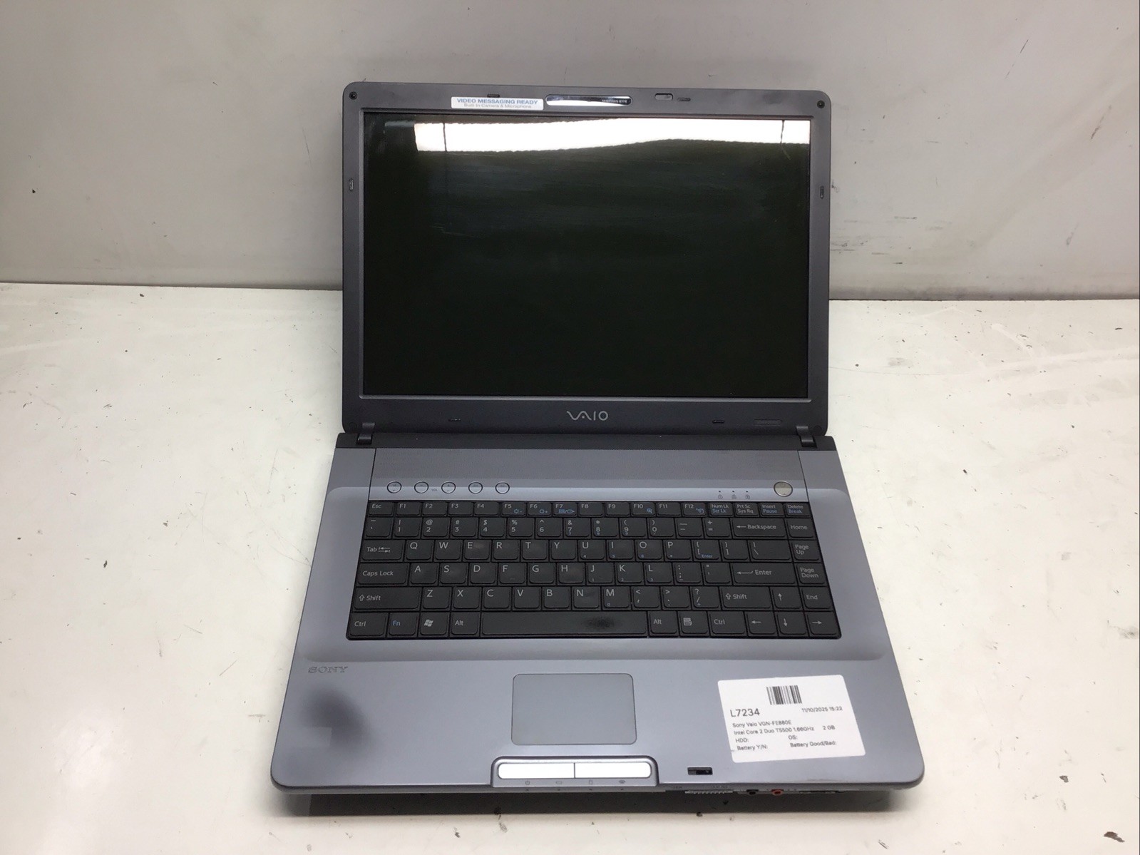Sony Vaio VGN-FE880E Intel Core 2 Duo T5500 1.66GHz 2 GB NO HDD