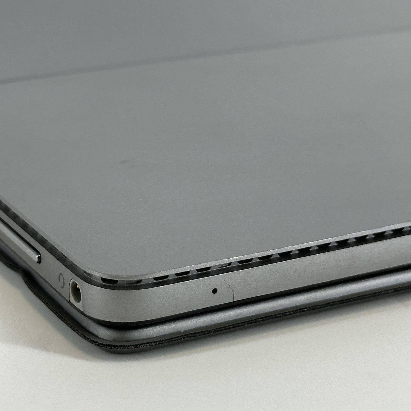 Dell Latitude 7210 (2-in-1) 12 FHD+ TOUCH i5-10310U 1.70GHz 8GB 256GB SSD Good