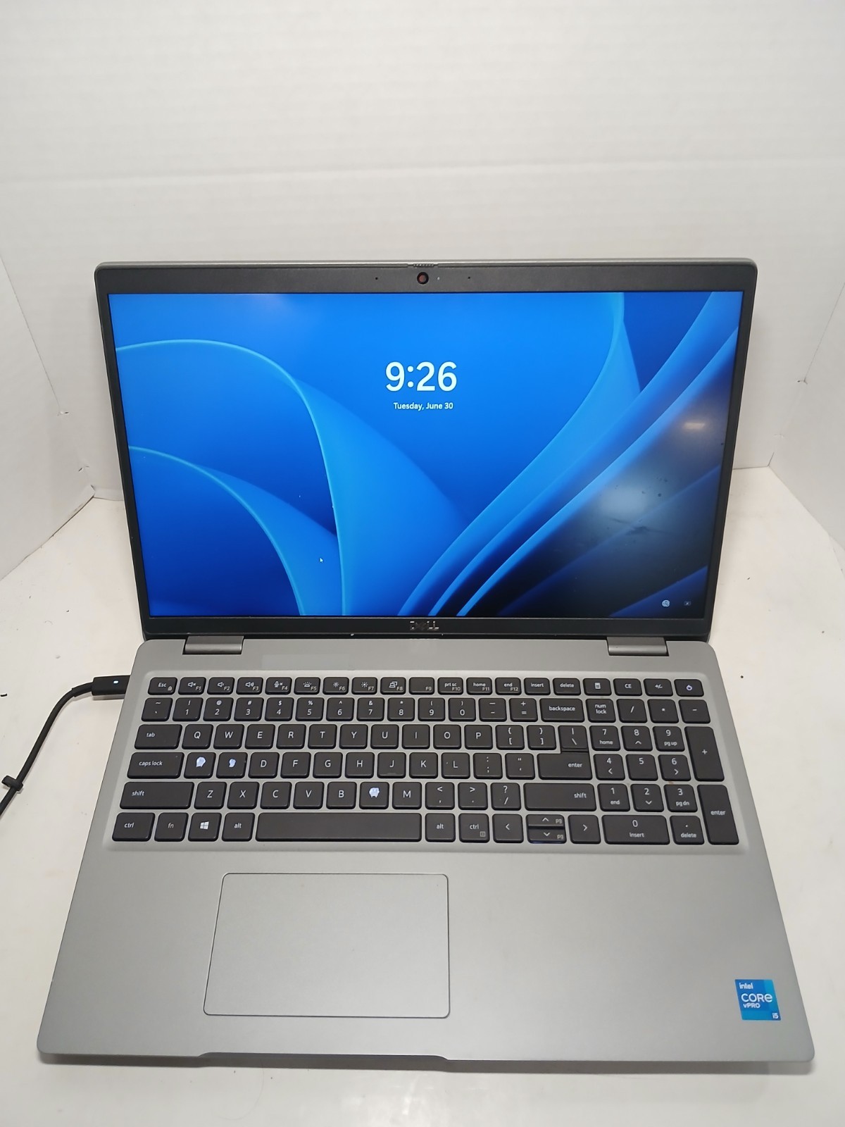 Dell Latitude 5520 15.6″ Laptop i5-1145G7 4GB RAM 256GB SSD Win11 NO BATTERY #97
