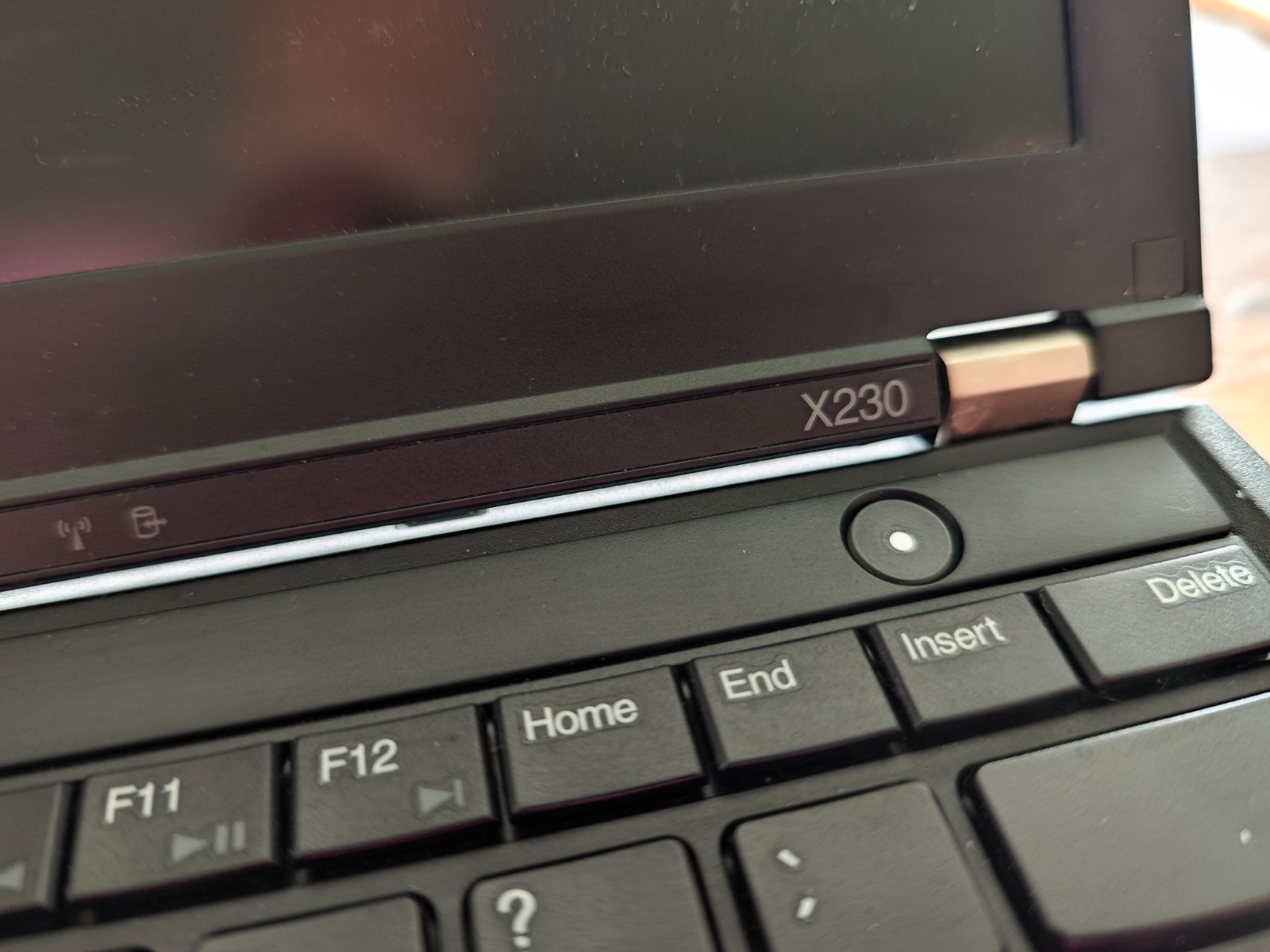 Lenovo Thinkpad X230 Laptop – 64gb SSD, 8gb RAM.