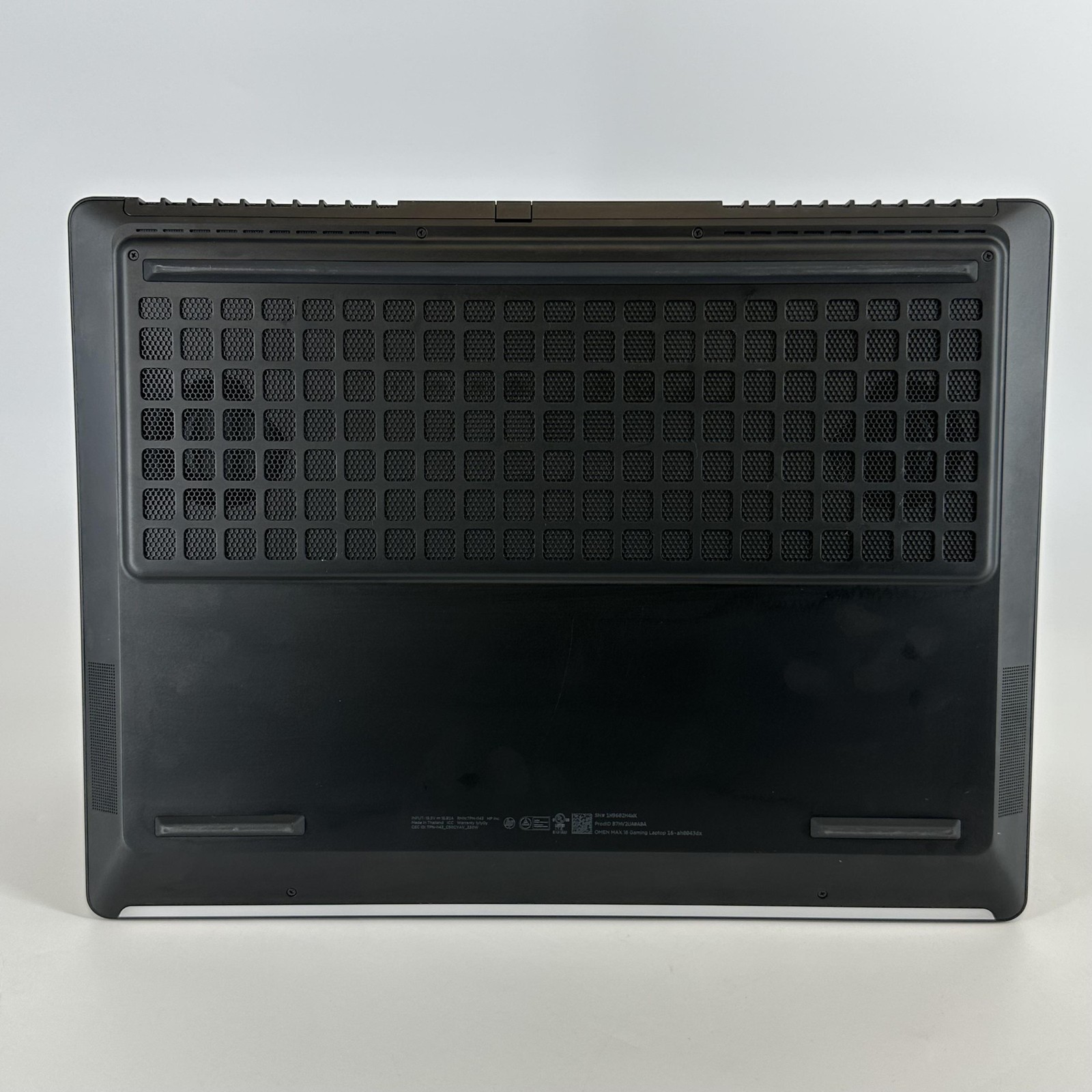 HP Omen Max 16 Black QHD+ 2.7 GHz Ultra 9 275HX 32GB 2TB SSD RTX 5080 Excellent
