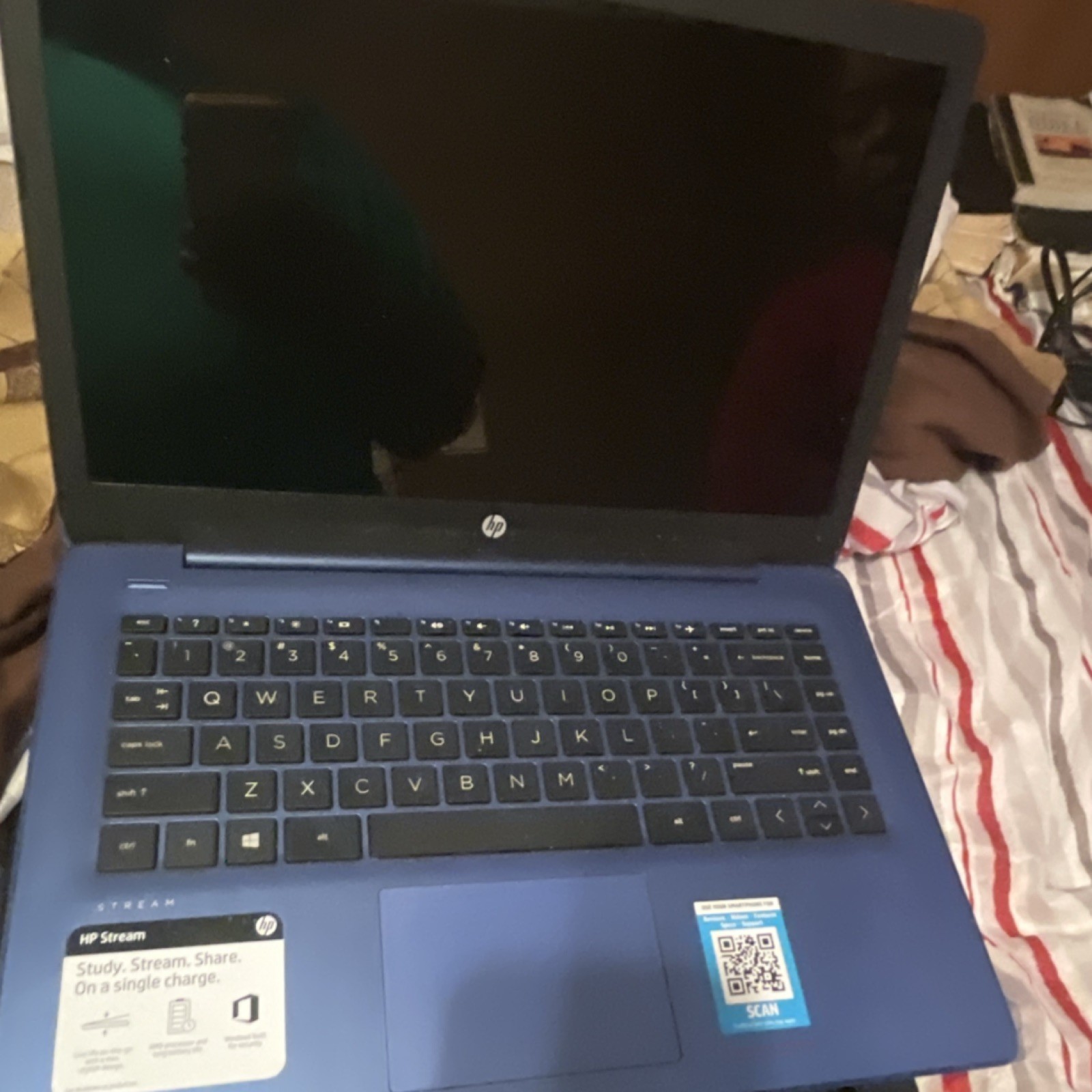 HP Stream 14″ Blue Notebook Laptop Windows 10 Built-in Webcam Wi-Fi USB HDMI