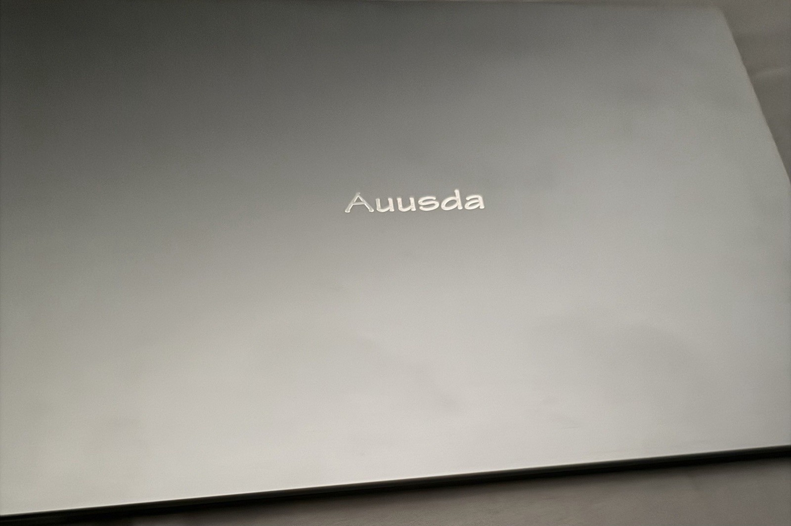 Auusda 16in Gaming Laptop Ryzen 7 7840HS 32GB 2TB SSD Win11 Pro Gray