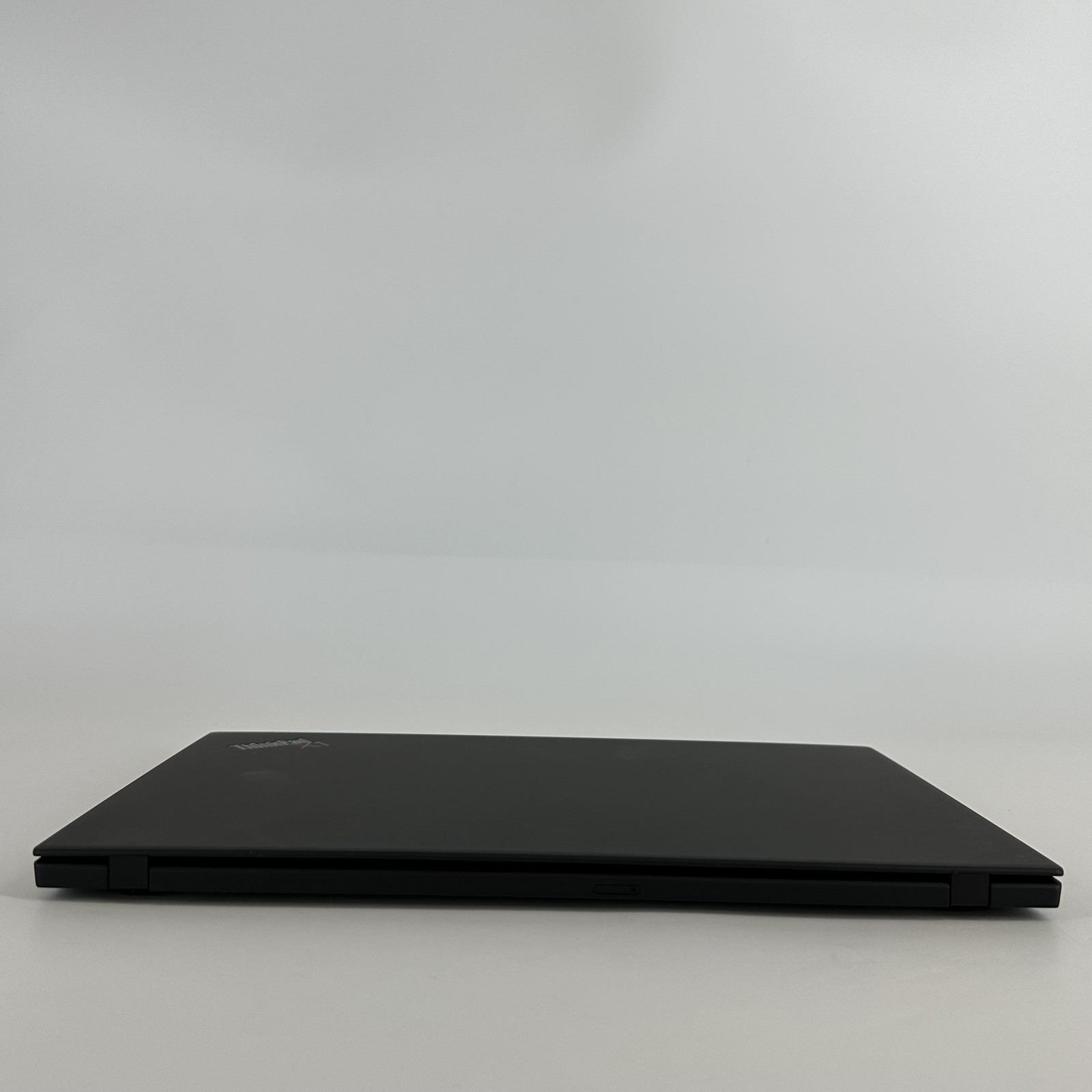 Lenovo ThinkPad X1 Carbon Gen 8 14 Black UHD i7-10510U 1.80GHz 16GB 512GB SSD