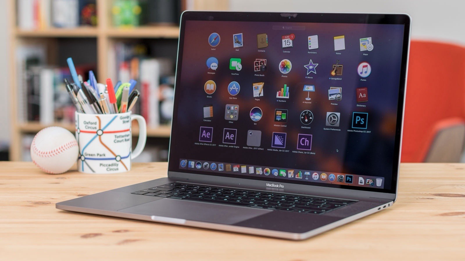 *Loaded*Apple MacBook Pro 15.4” 16GB RAM 512GB SSD 🔋New Battery🔋