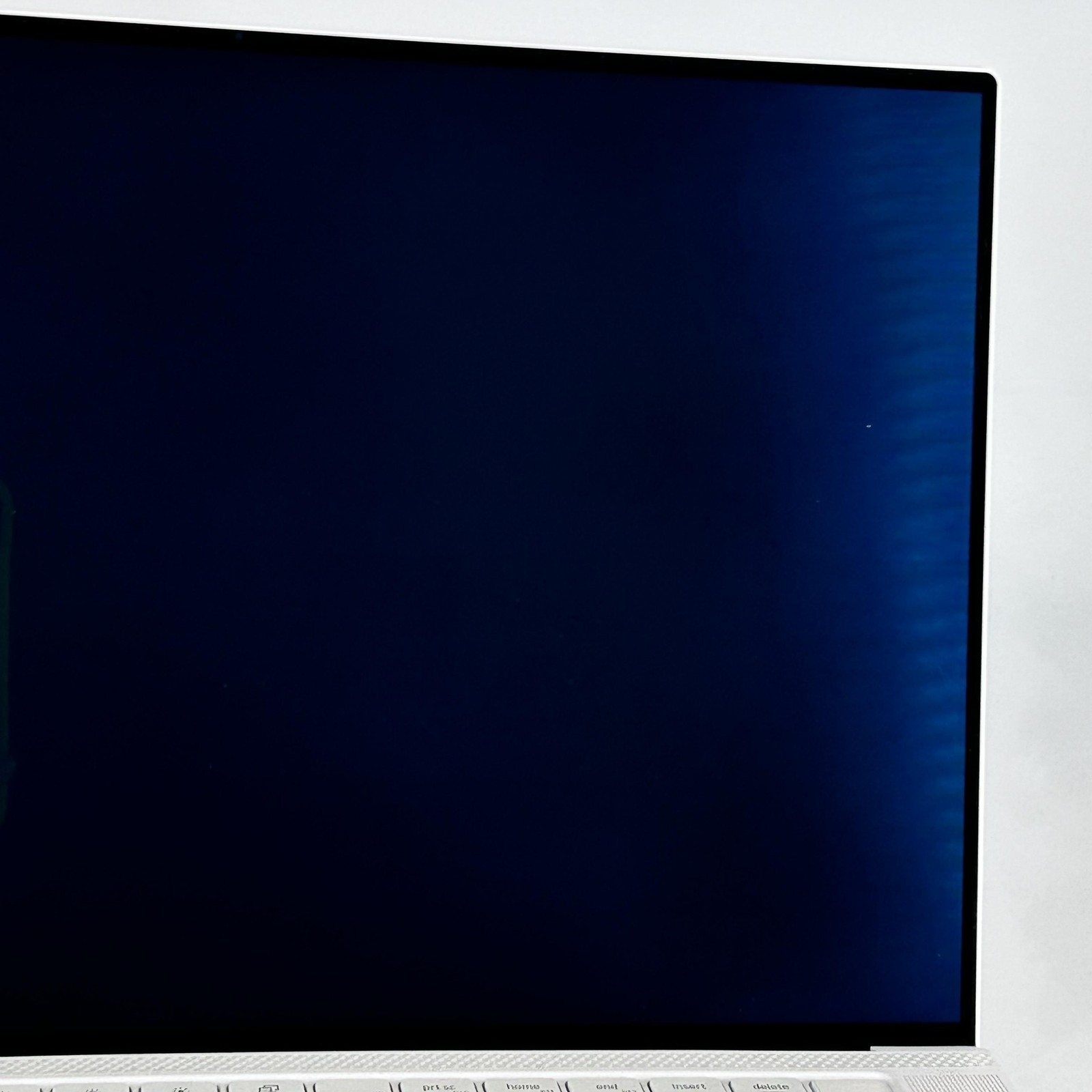 Dell XPS 15 9520 TOUCH 3.5K 2.5 GHz i9-12900HK 32GB 1TB SSD RTX 3050 Ti Good