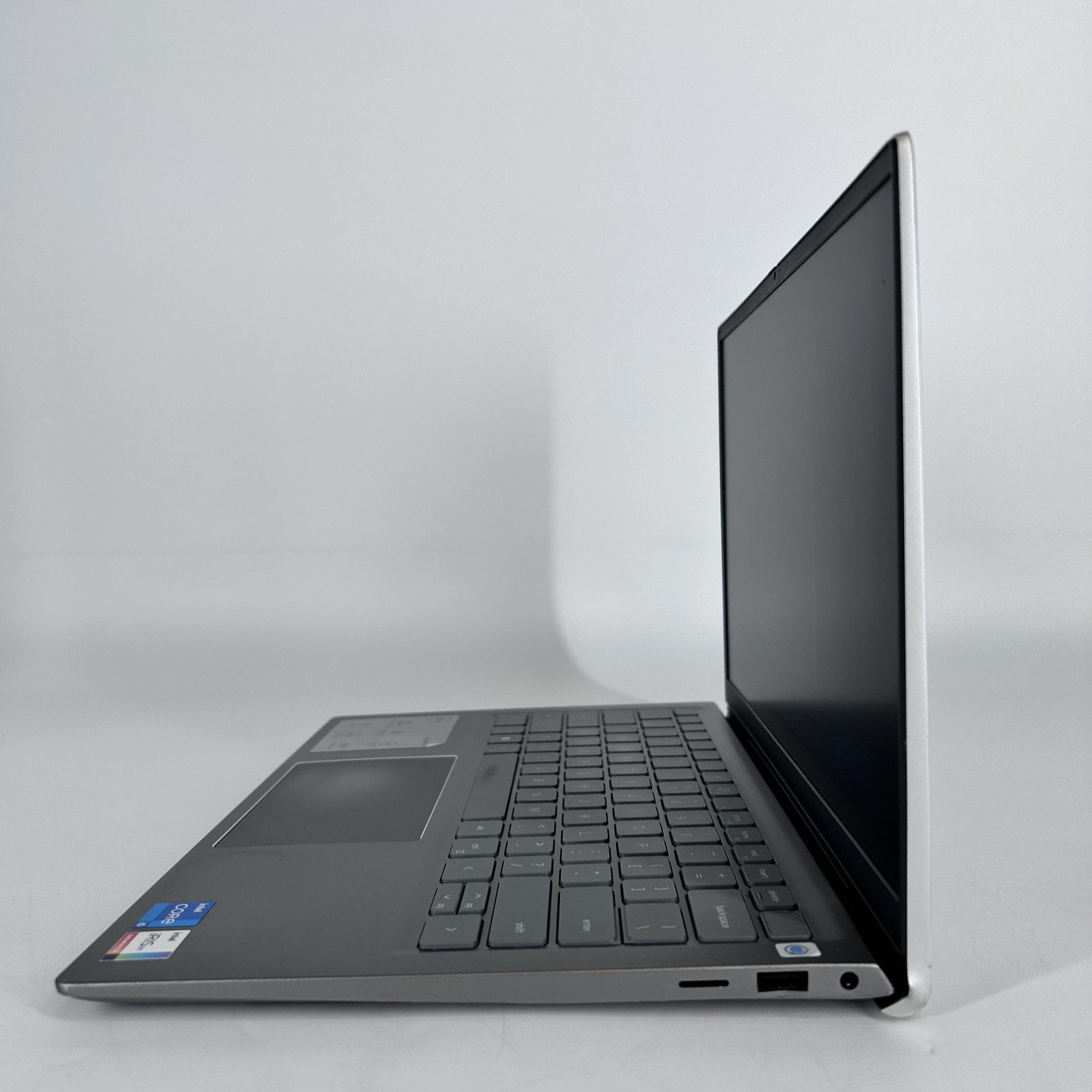 Dell Inspiron 5410 14 Silver FHD i5-11320H 3.20GHz 8GB 512GB Blocked USB Port