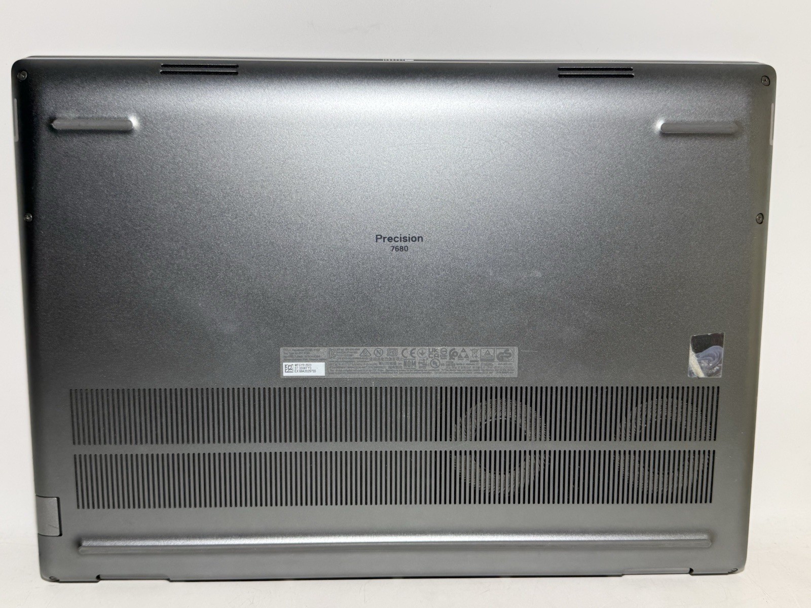 Dell Precision 7680 16″ i7-13850HX 64GB Ram 1TB SSD RTX 2000 Ada