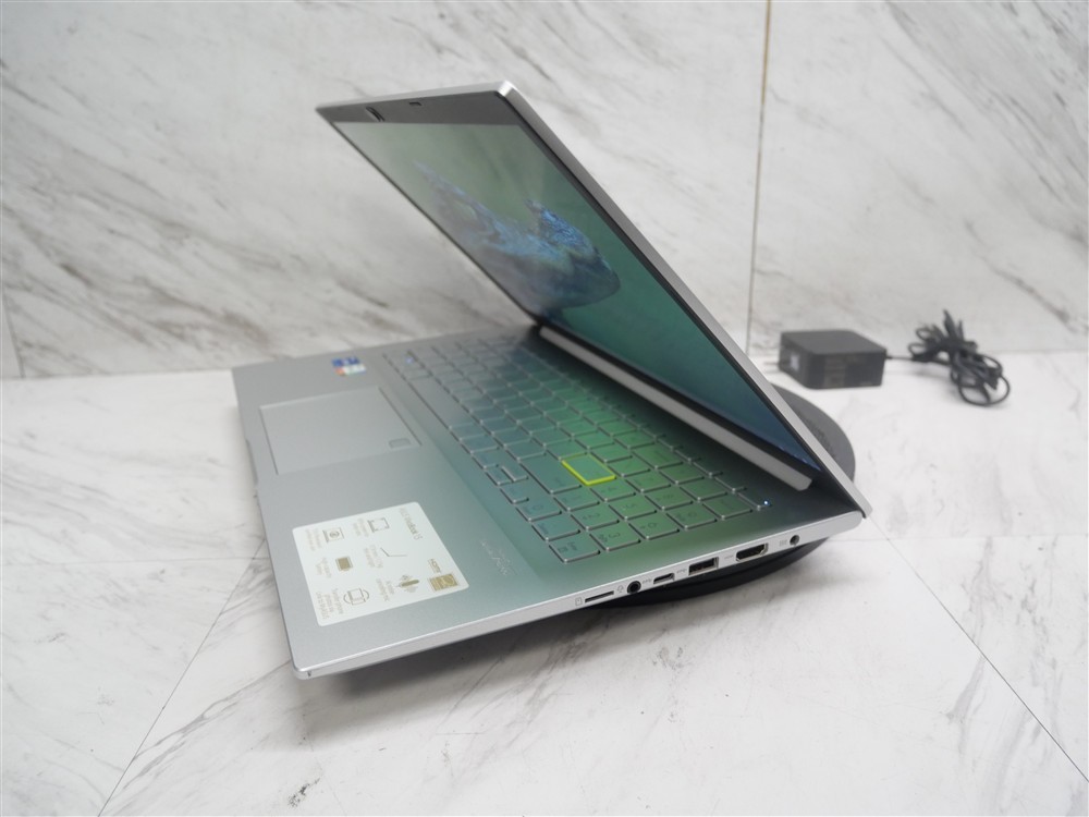 Asus VivoBook 15 K513E 15.6″ i7-1165G7 11th GEN 12GB RAM w/ Battery & AC Adapter