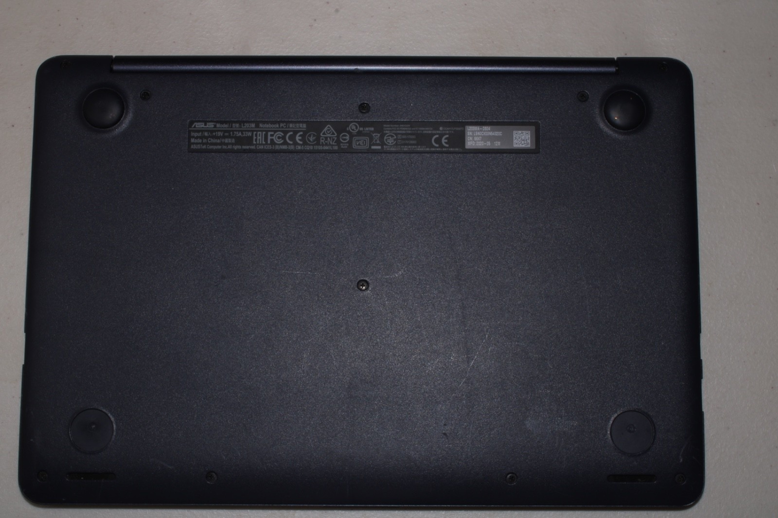 ASUS L203M 11.6 Intel Celeron-N4000@1.1GHz 4GB RAM Intel UHD Graphics 64 GB