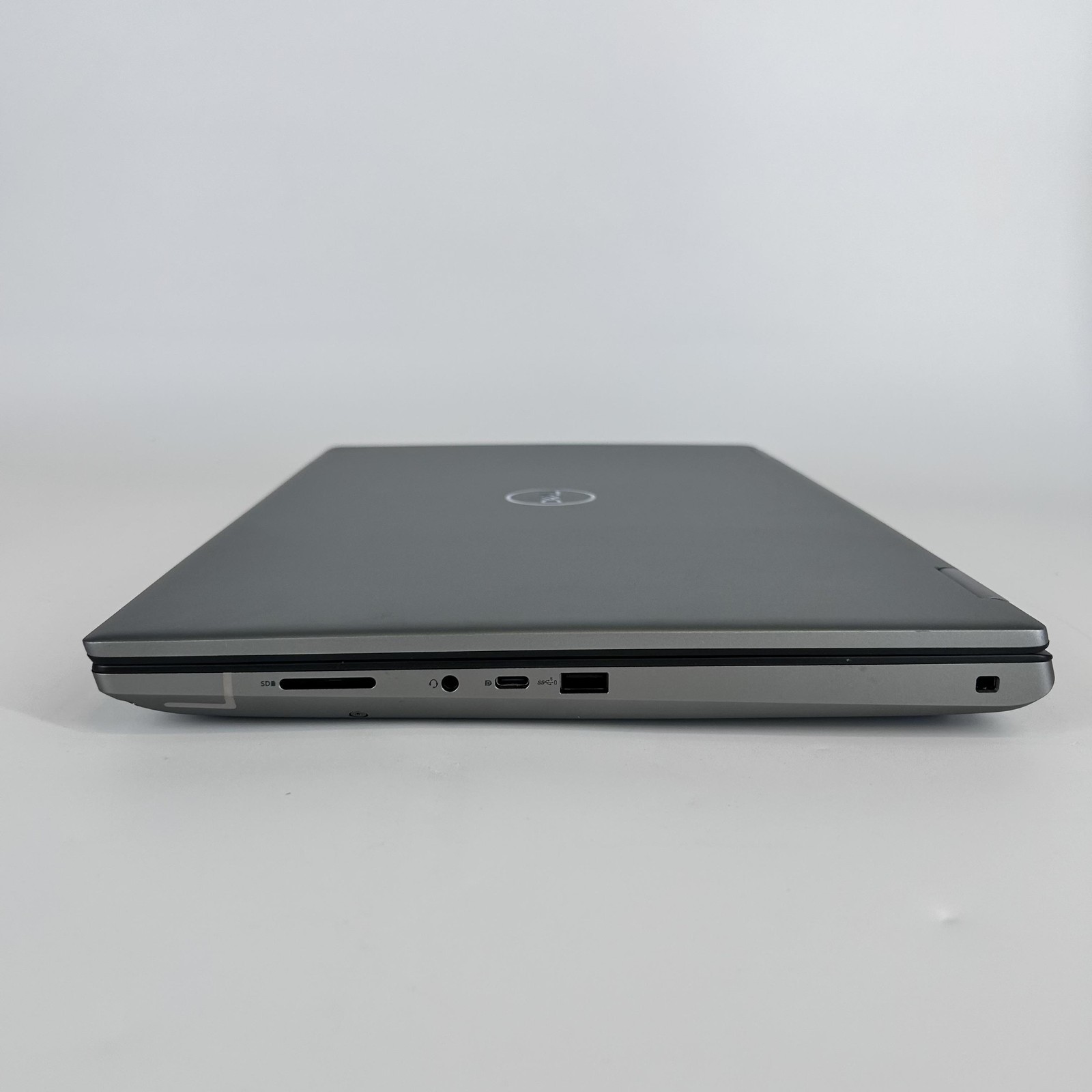 Dell Precision 7780 17.3 FHD 2.1 GHz i7-13850HX 16GB 1TB SSD RTX 4090 Very Good