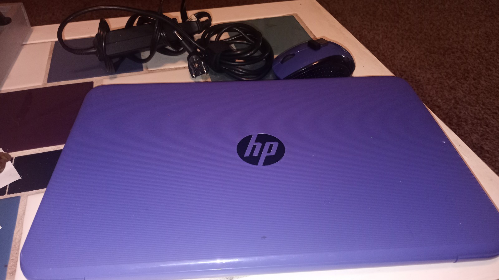 HP Stream 32GB 4GB RAM Intel Celeron N3060 Laptop + Charger + HP Wireless Mouse