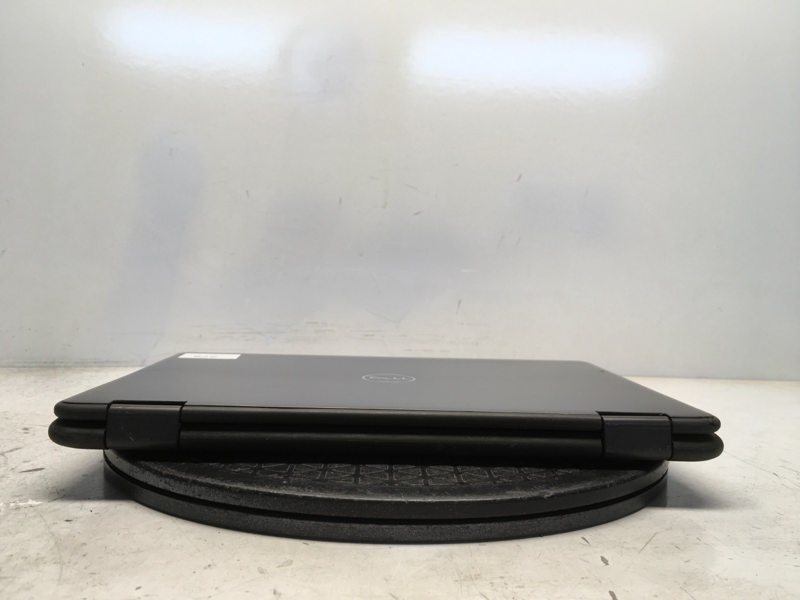 Dell Latitude 3190 2-In-1 Intel Celeron N4100 1.1GHz 4 GB NO HD BIOS locked