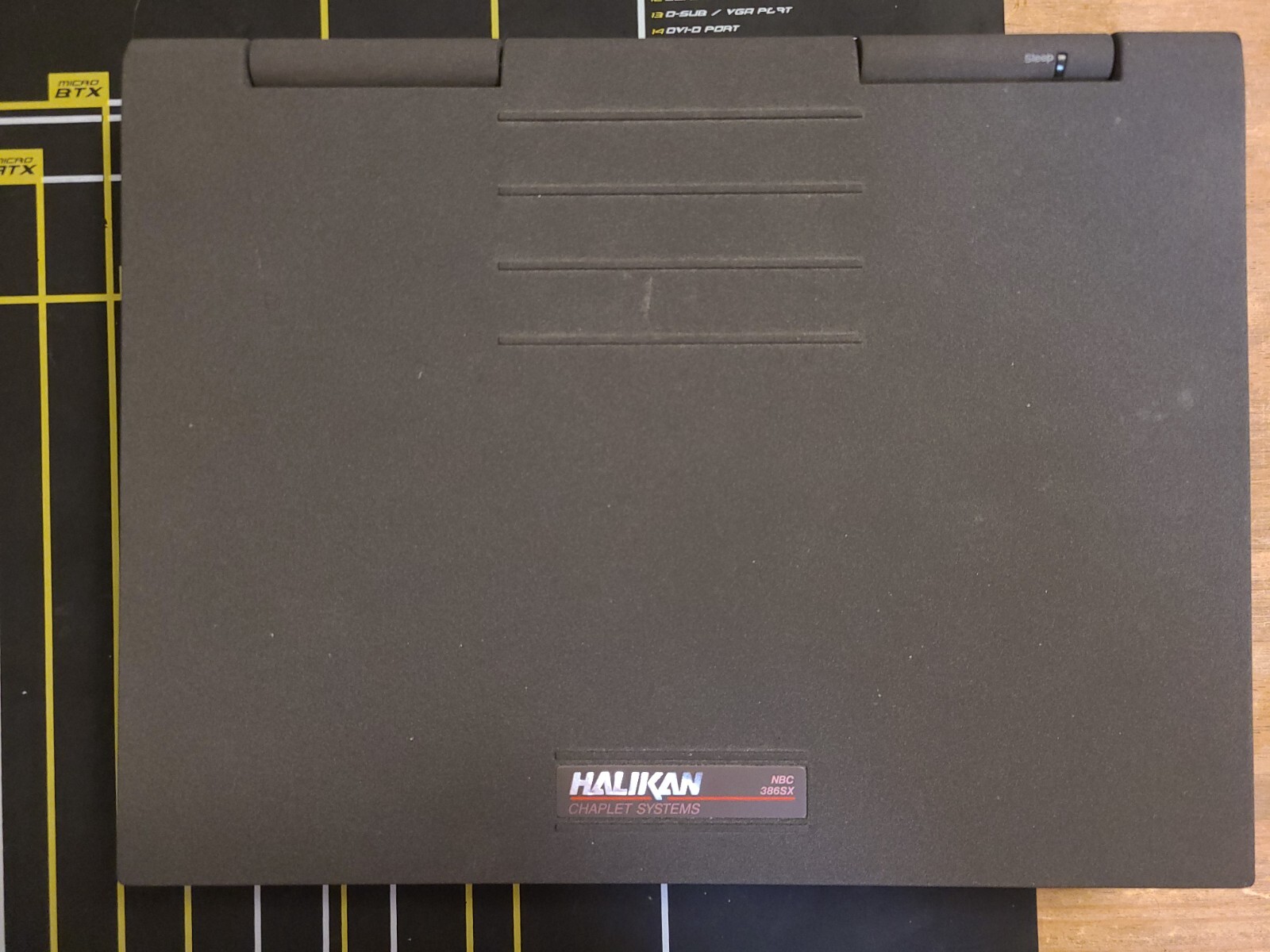 Vintage Halikan Chaplet NBC386SX (Intel 386SX @ 25 MHz, 6 MB RAM, MS-DOS/Win3.1)