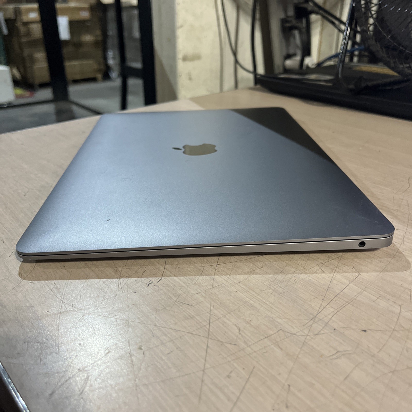 APPLE MACBOOK AIR 13″ SCISSOR, 2020 CORE I3-1000NG4 1.1GHZ 8GB RAM 256SSD +
