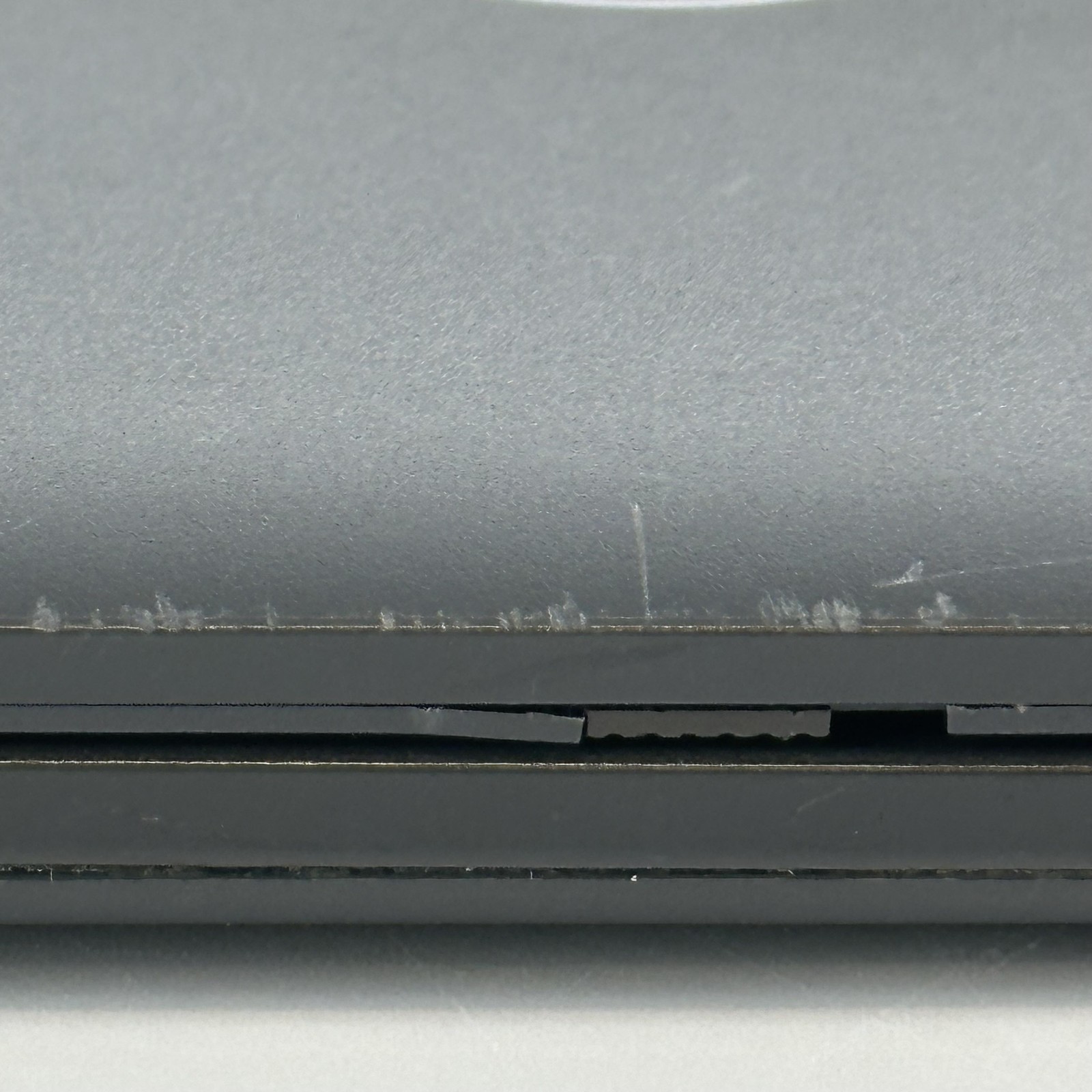 Dell Latitude 3420 14 Gray FHD i7-1165G7 2.80GHz 16GB 512GB SSD Fair