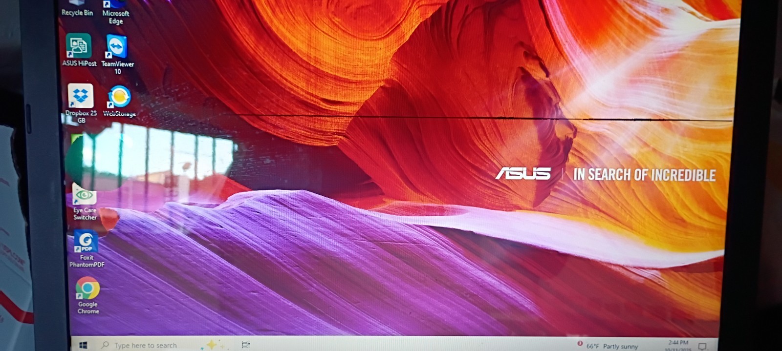 Asus X540L Laptop, Cracked Screen,Bad battery , Windows 10 PARTS REPAIR