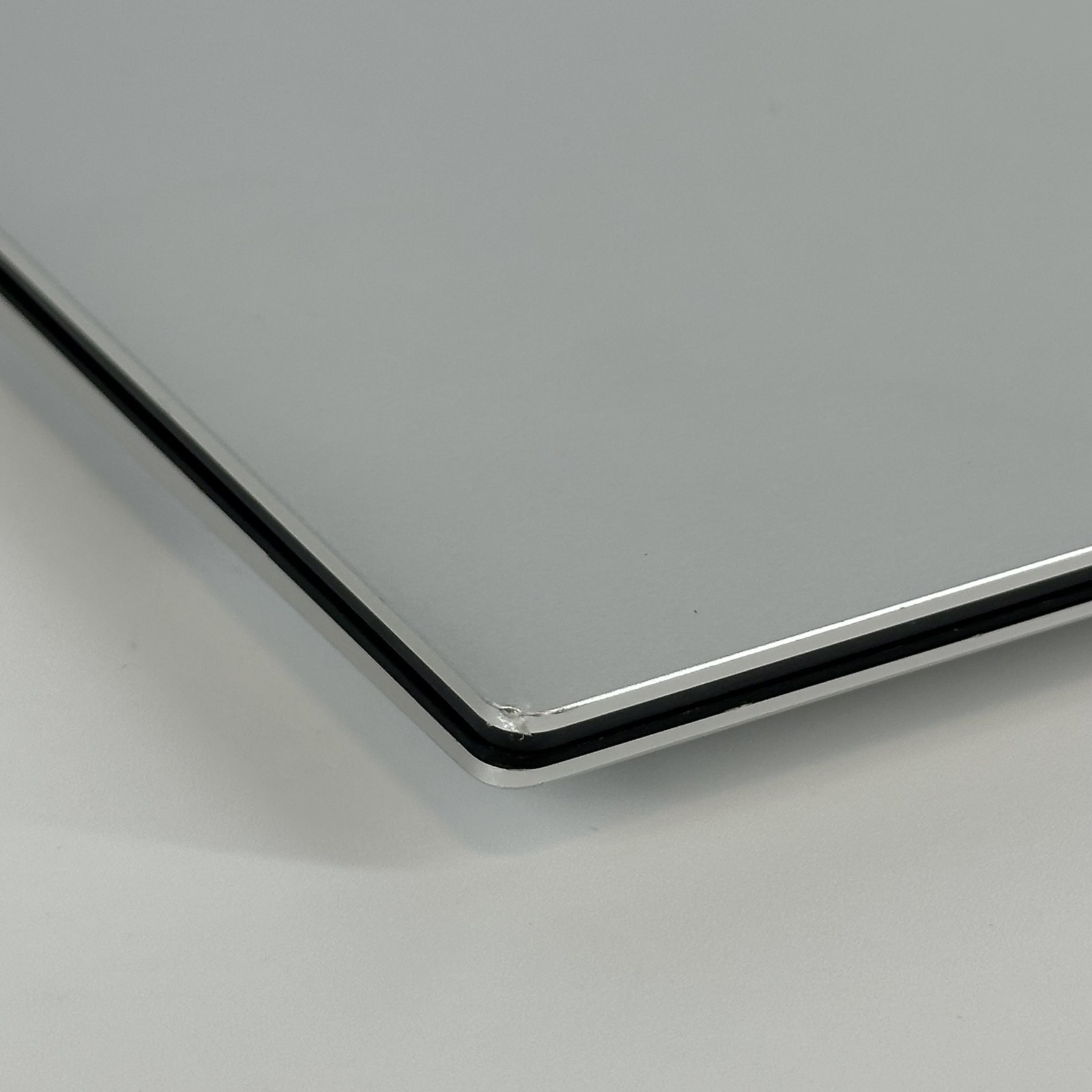 Dell XPS 15 9520 UHD+ TOUCH 2.5 GHz i9-12900HK 32GB 1TB SSD NVIDIA RTX 3050 Ti