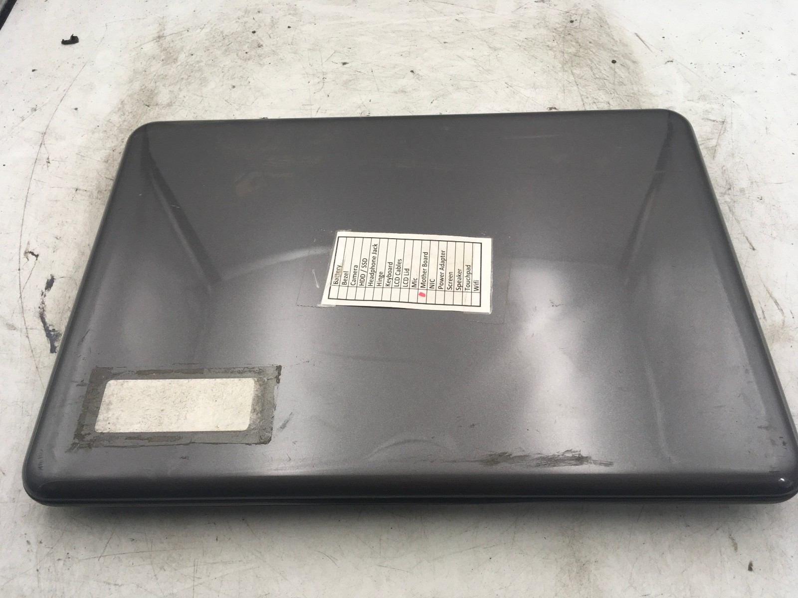 DELL LATITUDE 3380 – FOR PARTS – INTEL I5 – NO RAM -READ DESCRIPTION- BB