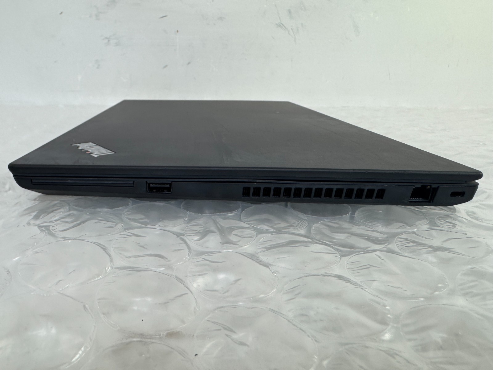Lenovo ThinkPad P15s Gen 1 i7-10610U 16GB 512GB SSD Quadro P520 15.6″ Win 11 Pro