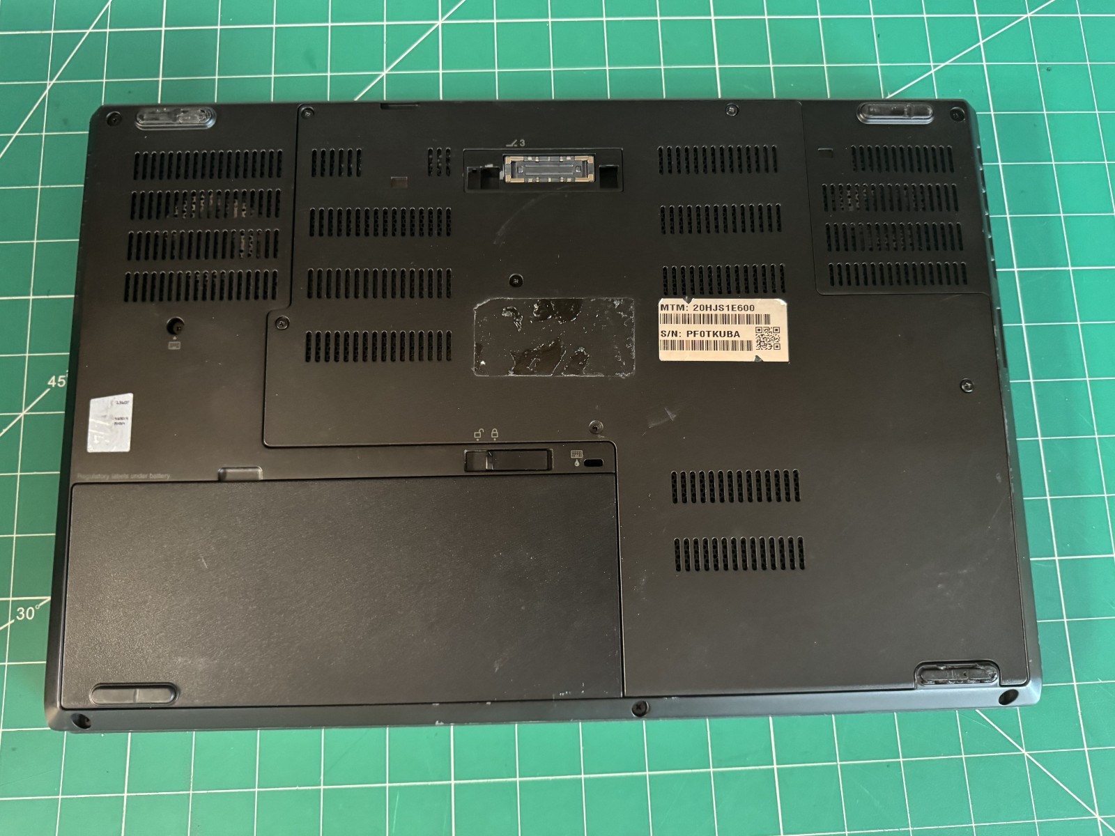 Lenovo Thinkpad P51 Xeon E3-1505M v6 3.0GHz 16GB RAM (NO SSD,AC ADAPTER,OS)
