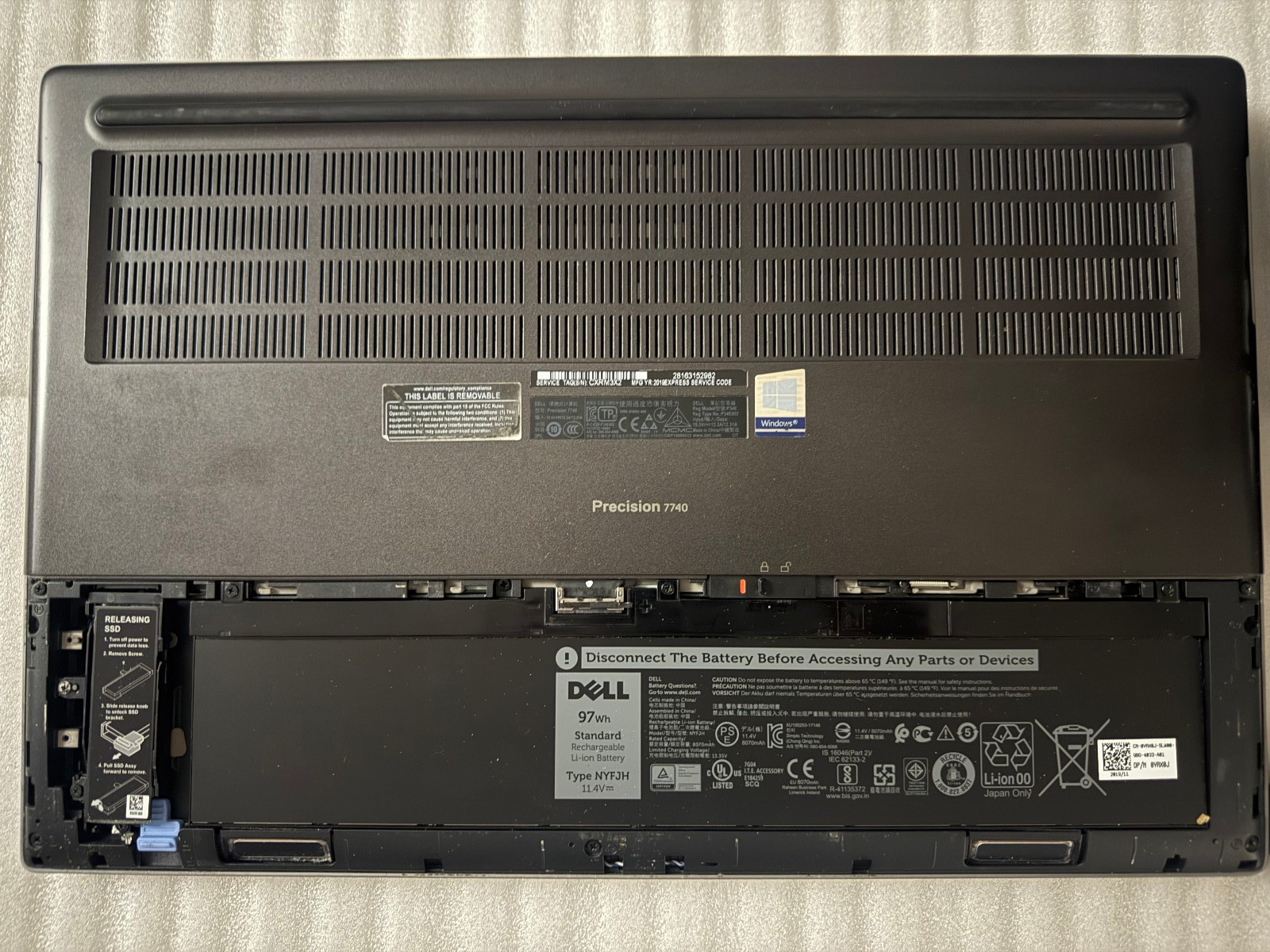 Dell Precision 7740 64 GB Mem 512 GB SSD 17.3″ UHD 3840×2160 AG i7-9750H FIPS