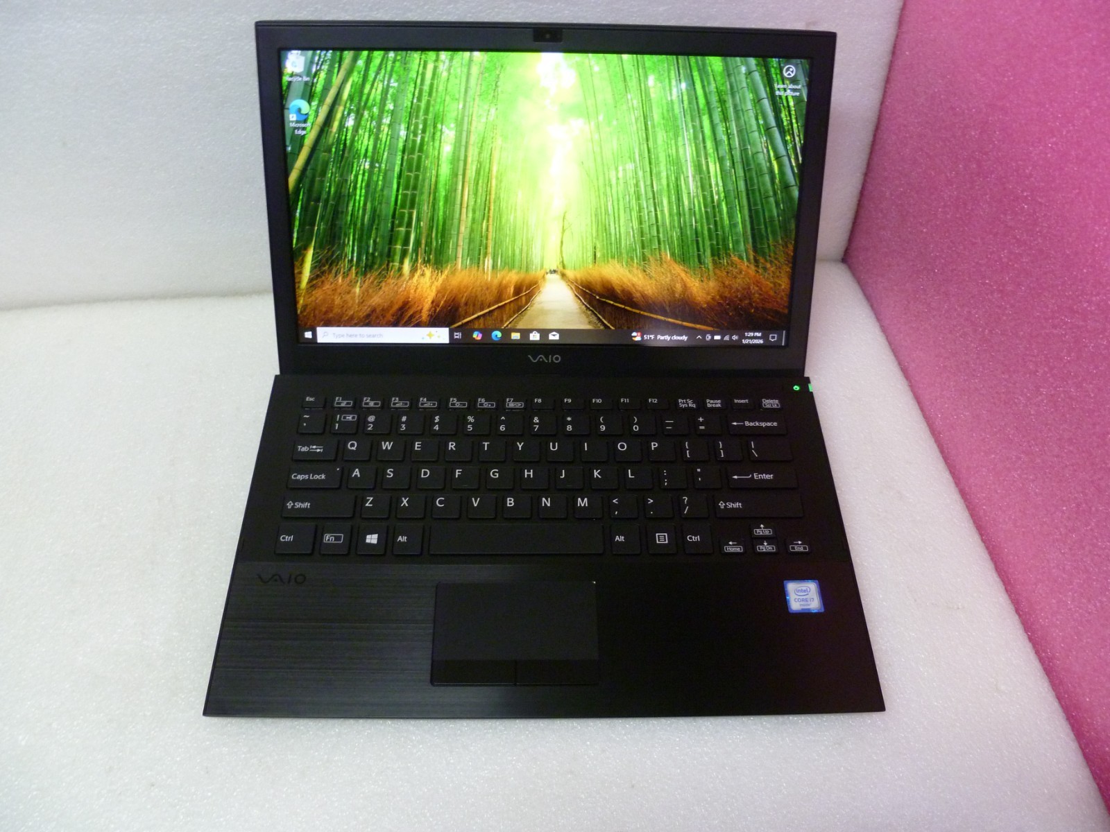 SONY VAIO VJS131C11L i7-6500U 2.50GHZ 8GB RAM 256GB HD WIN 10 G320