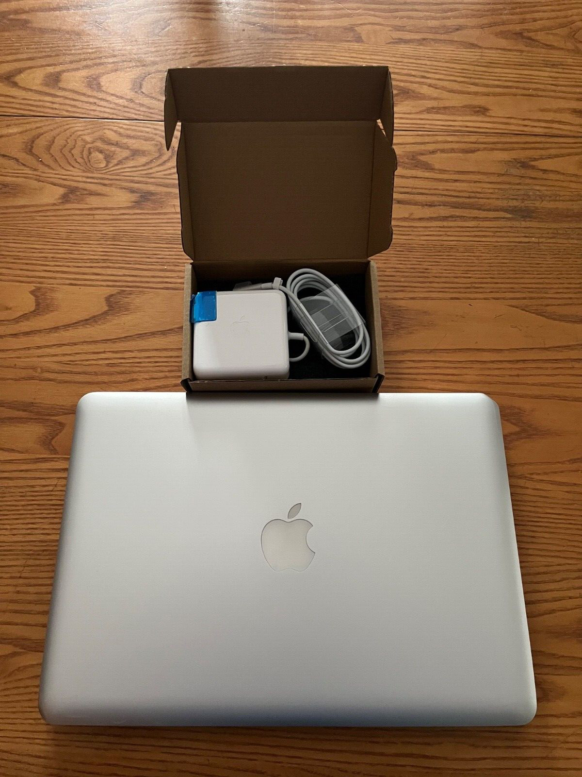 Genuine MacBook Pro (2011) Core i5 2.3GHz, 4GB RAM, 500GB HDD, High Sierra
