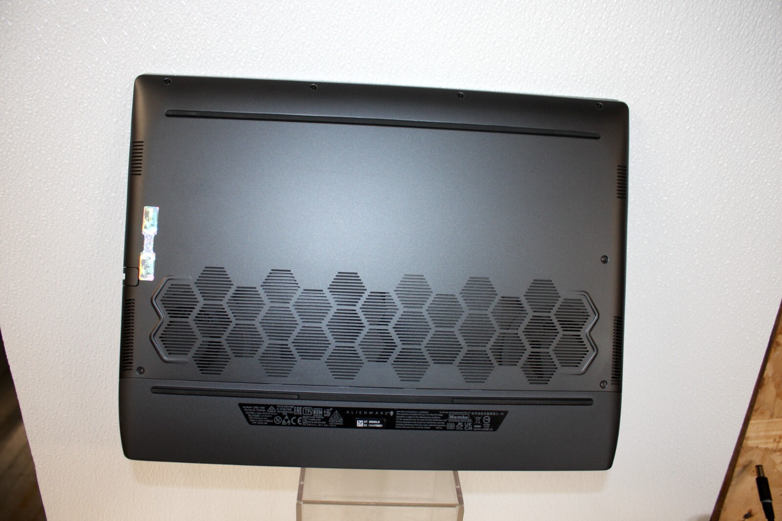 Alienware M15 Ryzen Edition R5 1TB SSD/16GB AMD Ryzen 9 Nvidia Geforce RTX3070