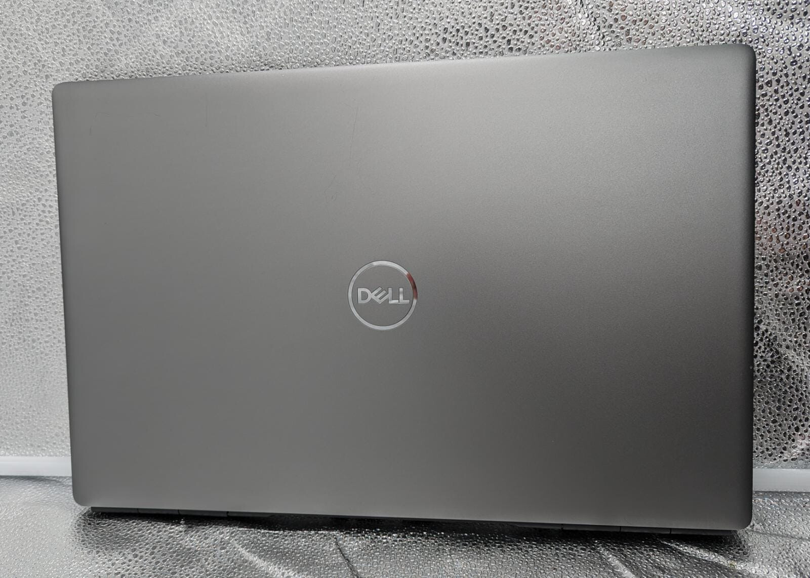 Dell PRECISION 7750 17.3″ I5-10400H 260GHz. 1TB SSD 32GB W10