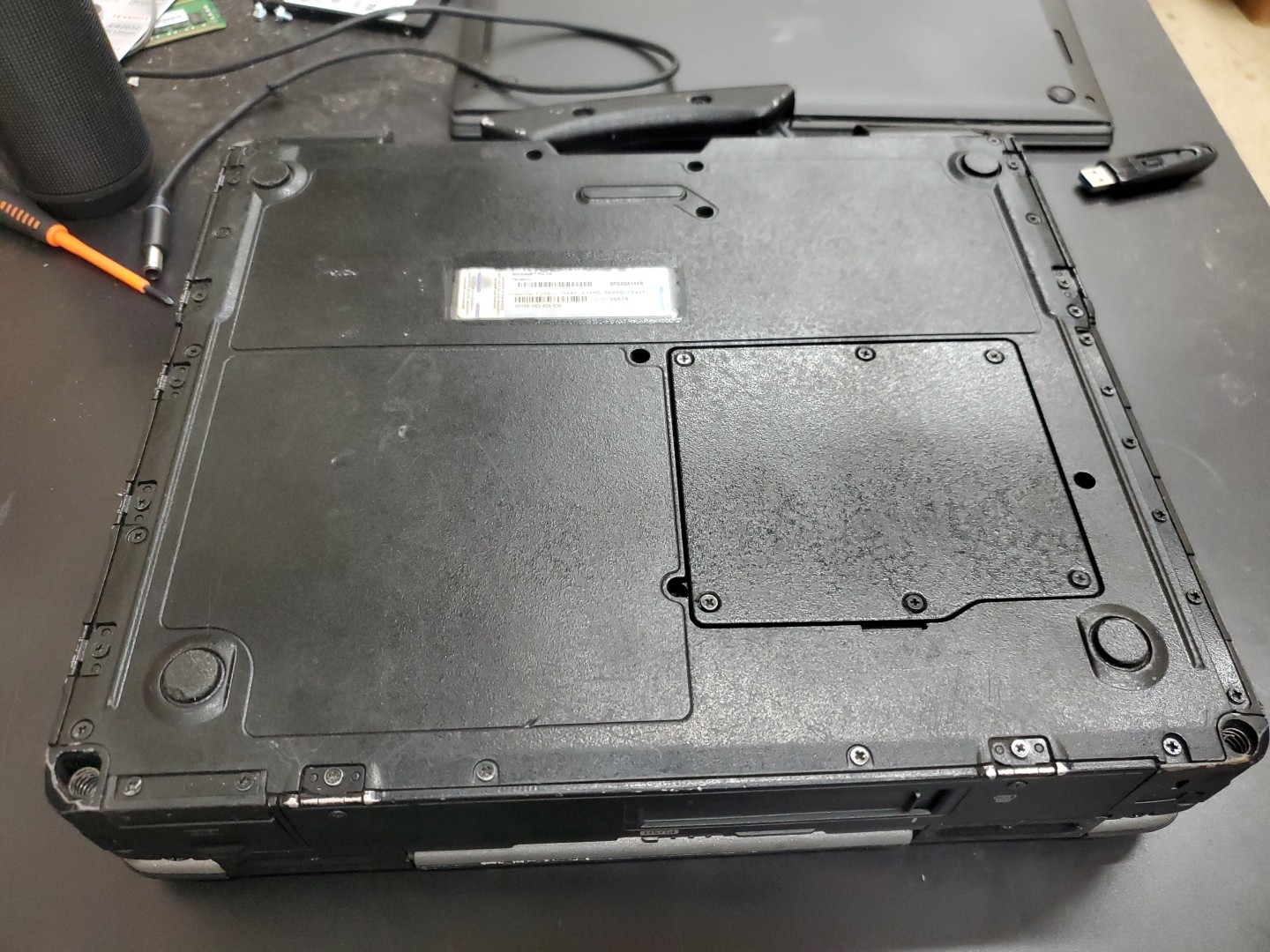 Panasonic Toughbook CF-31 MK-1 i5 520M @ 2.40GHz 8GB 35920HRS Diesel