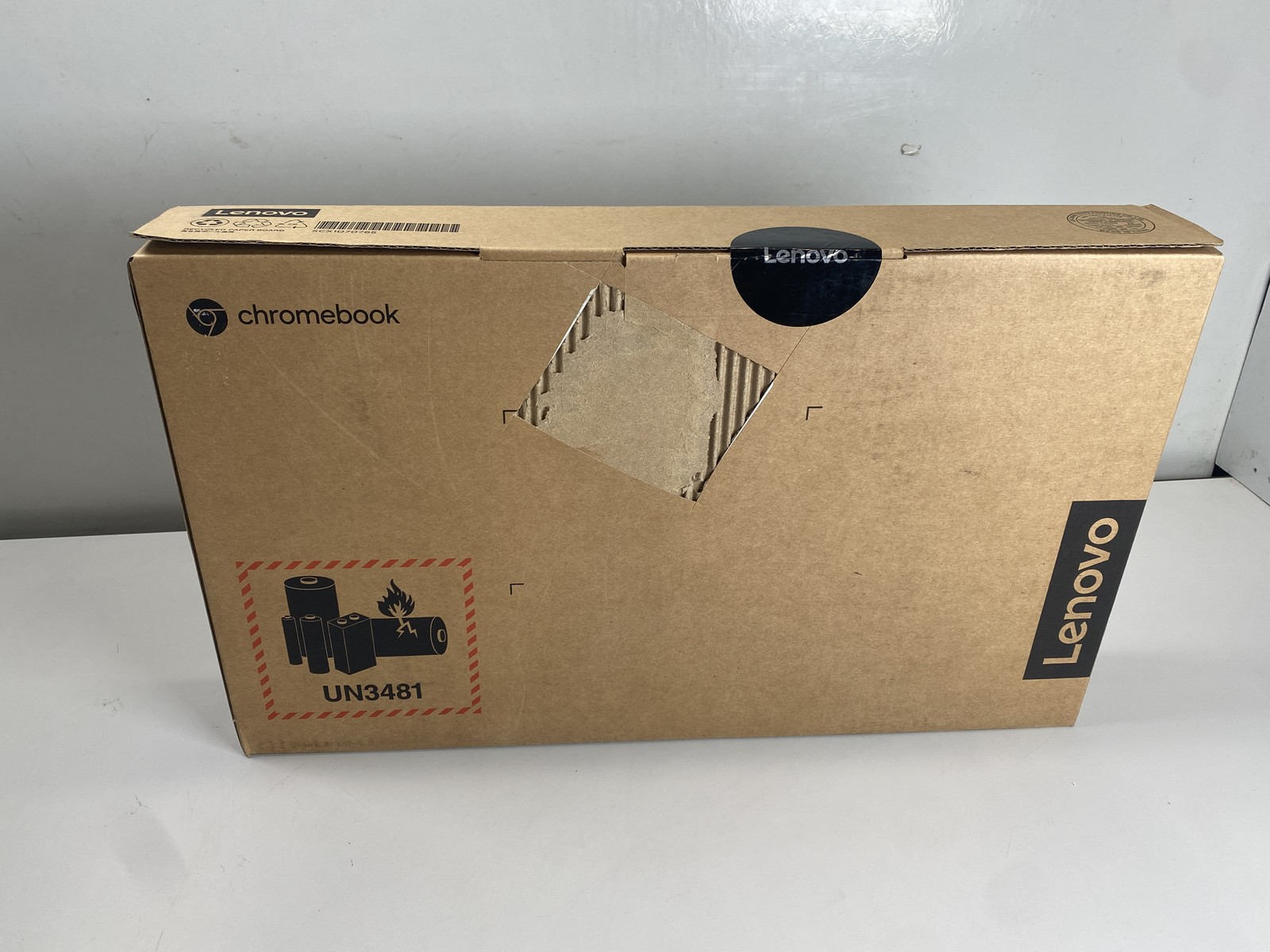 Lenovo Laptop IdeaPad 3 Chrome 15IJL6 15.6″ Intel Celeron N4500 64GB- Silver