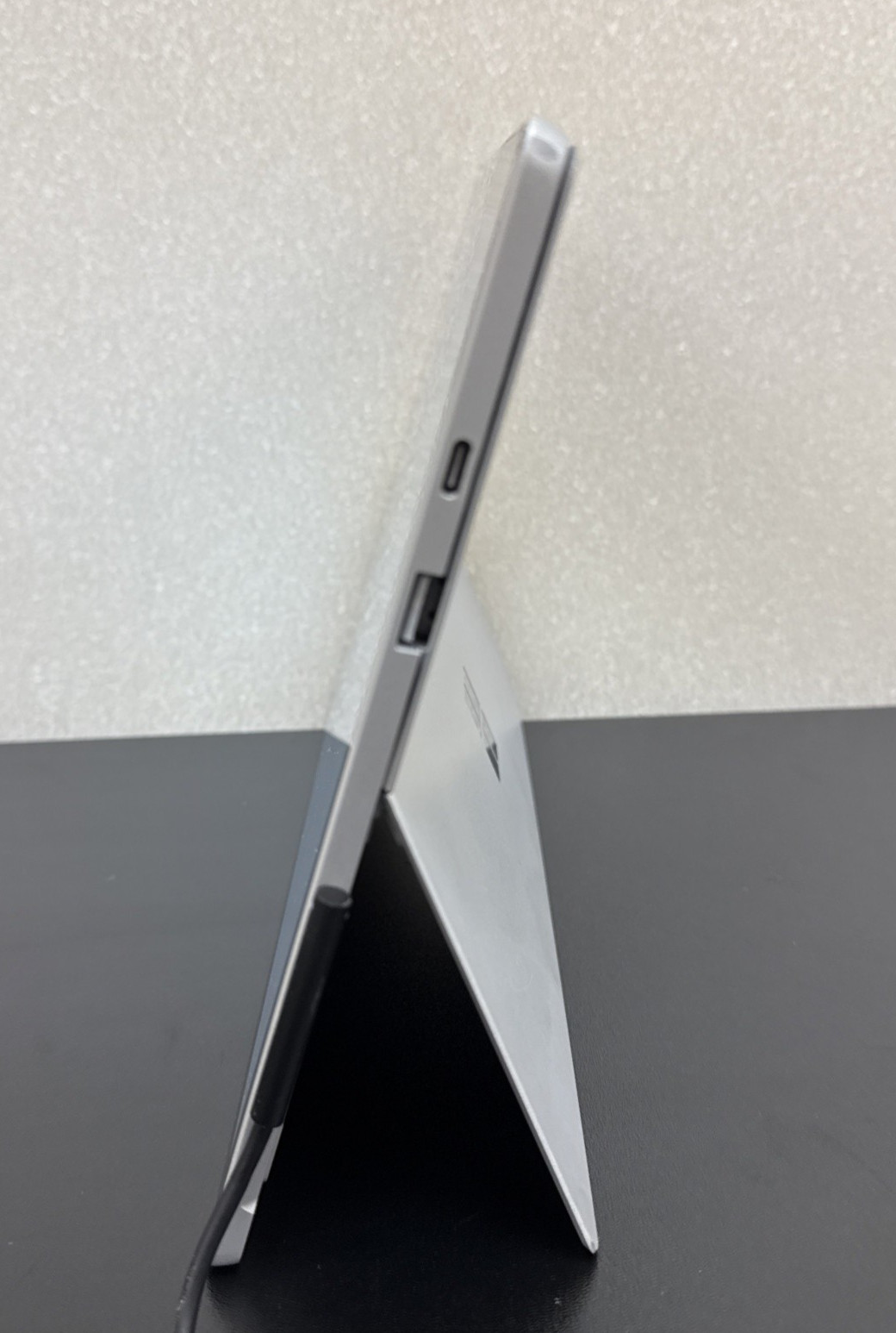 Microsoft Surface Pro 7+ 12.3″ i5-1135G7 16GB RAM 256GB SSD