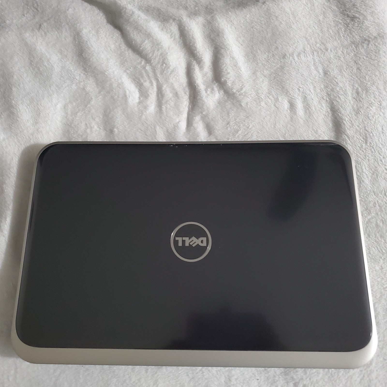 Dell Inspiron Laptop 15.6″ Intel Core i5 WORKS Needs Battery No Charger