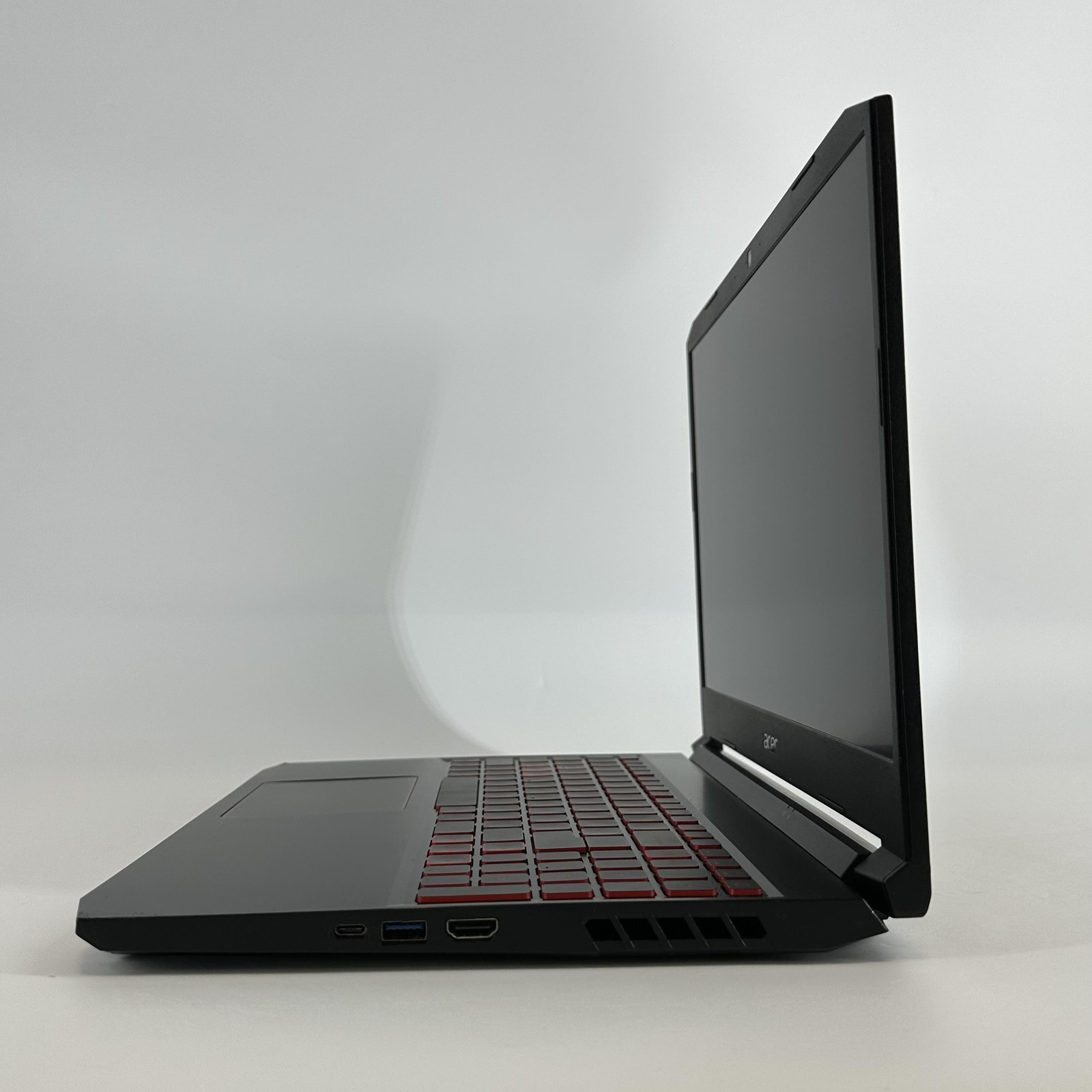 Acer Nitro 5 15.6 FHD i5-9300H 8GB 128GB SSD/1TB HDD GTX 1650 BAD ESC KEY