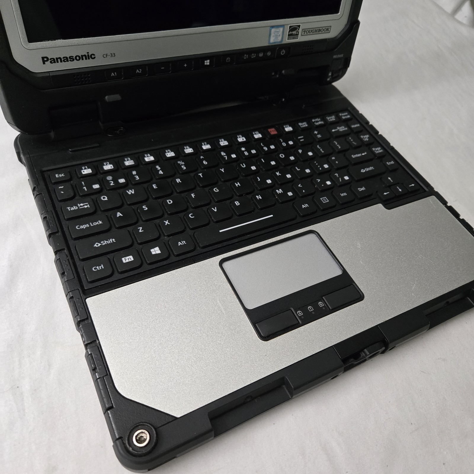 Panasonic Toughbook CF-33 i5-7300U 2.6GHz 256GB SSD 8GB Ram 4G — W11 — Grade B