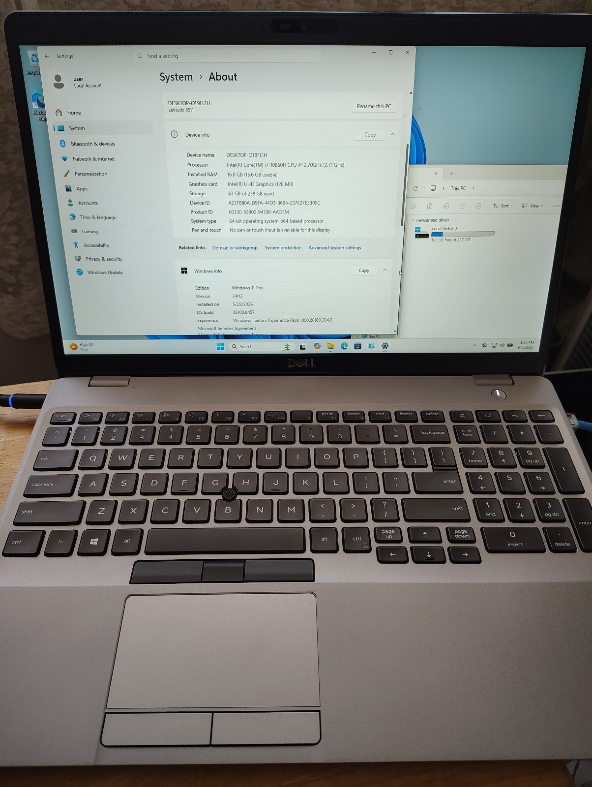 Good condition Dell Latitude 5511 Intel i7-10850H 16GB RAM Win 11 Pro