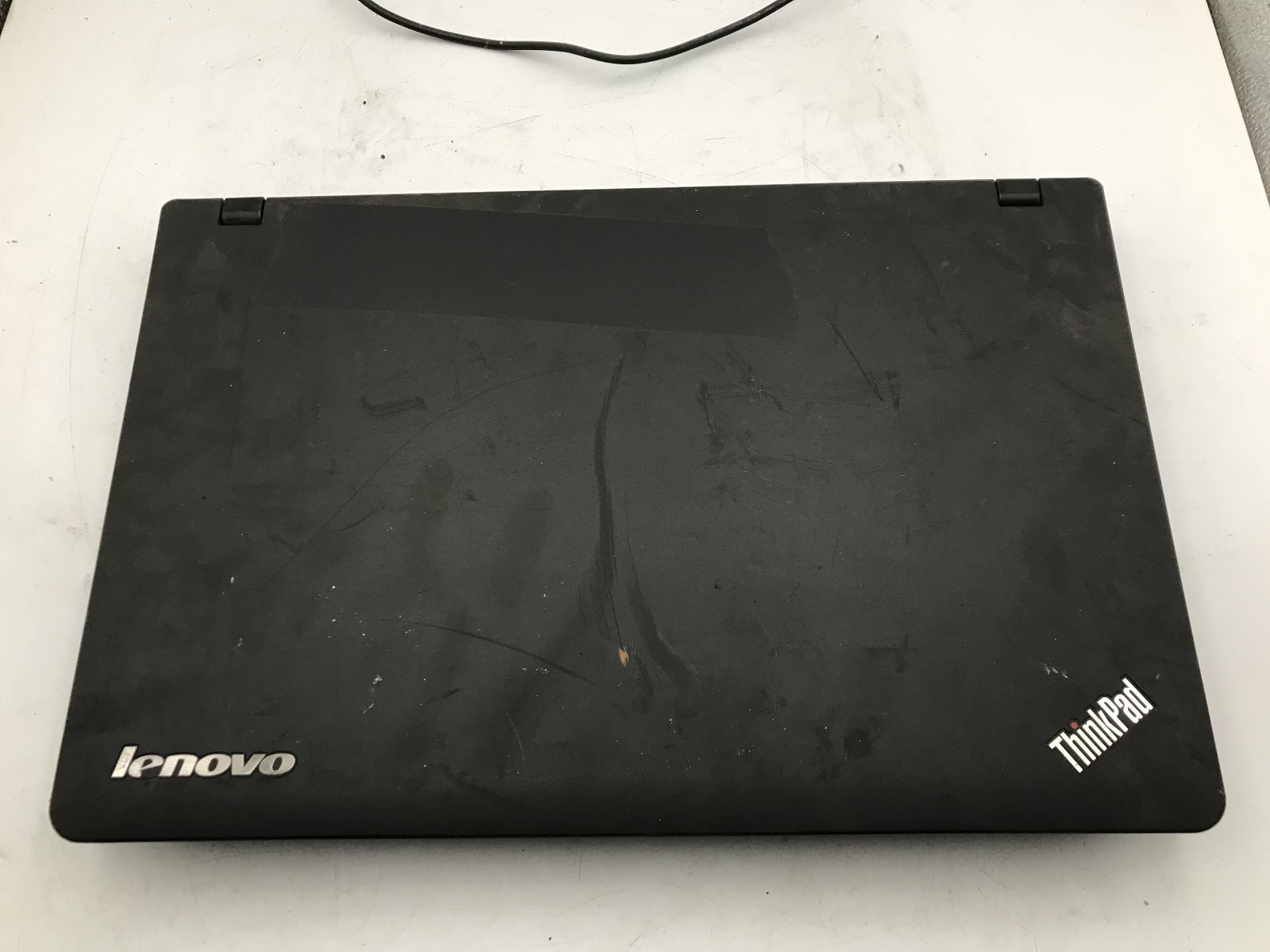 LENOVO THINKPAD E520 – BOOTS TO BIOS – INTEL I5 2430M – NO RAM – 15″ – READ -BB